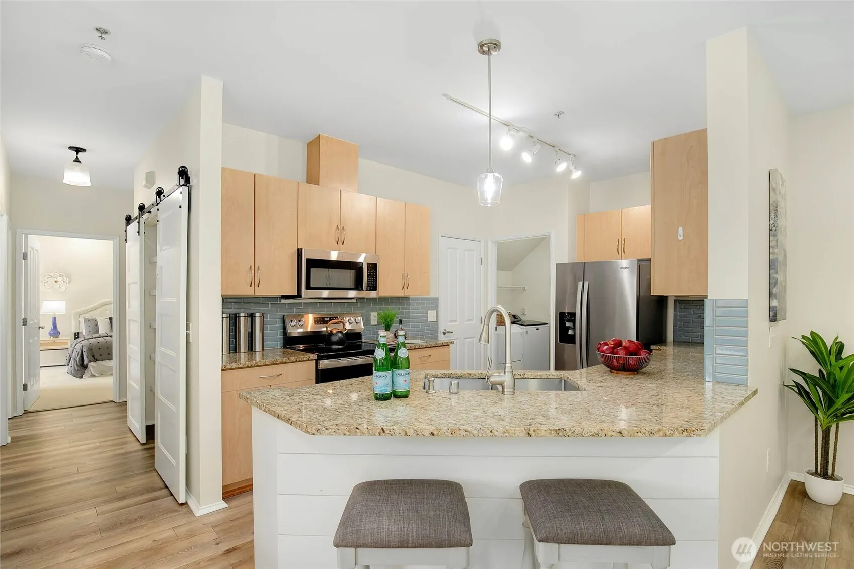 595 241st Lane SE, Sammamish, WA 98074