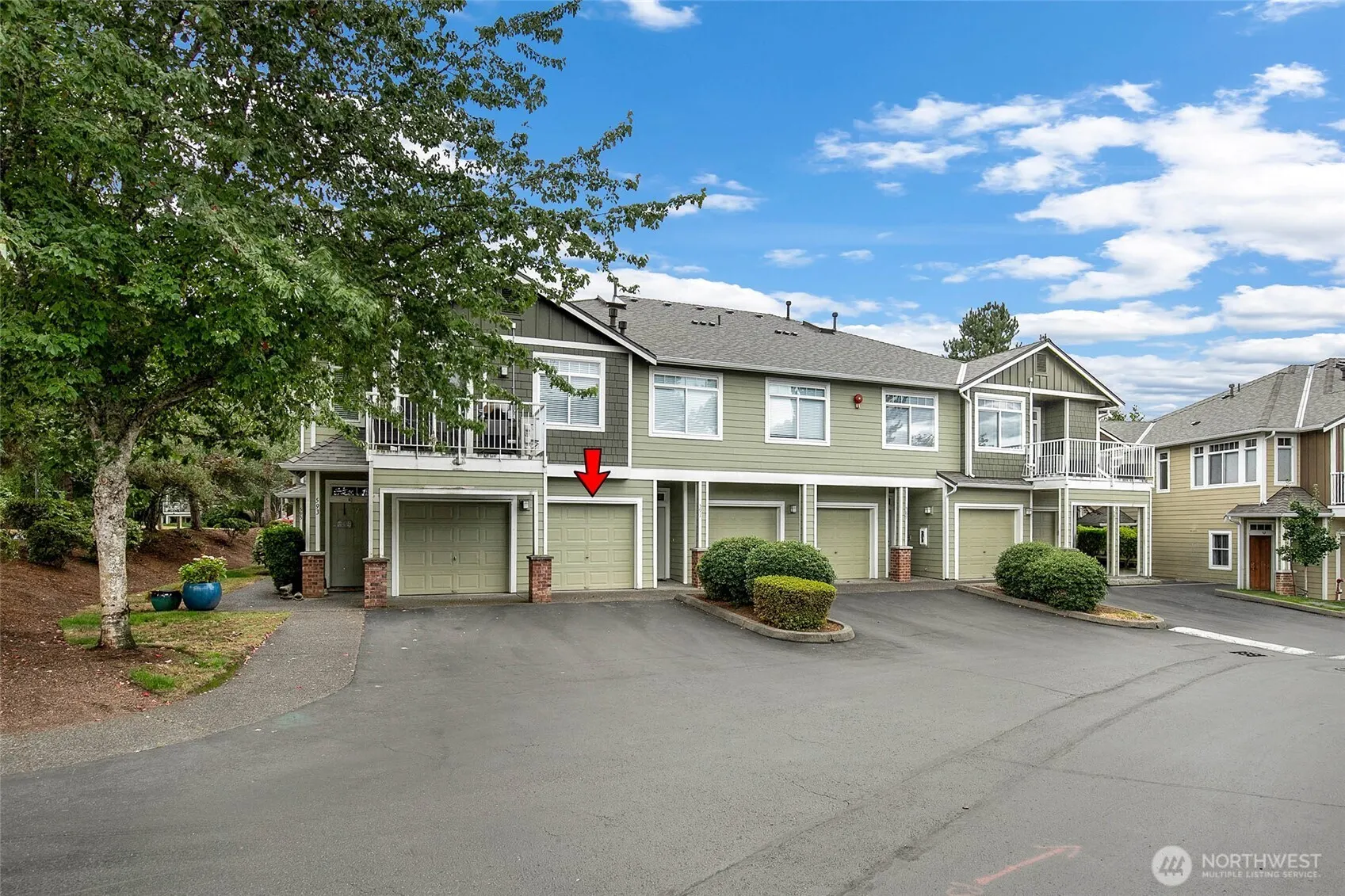 595 241st Lane SE, Sammamish, WA 98074