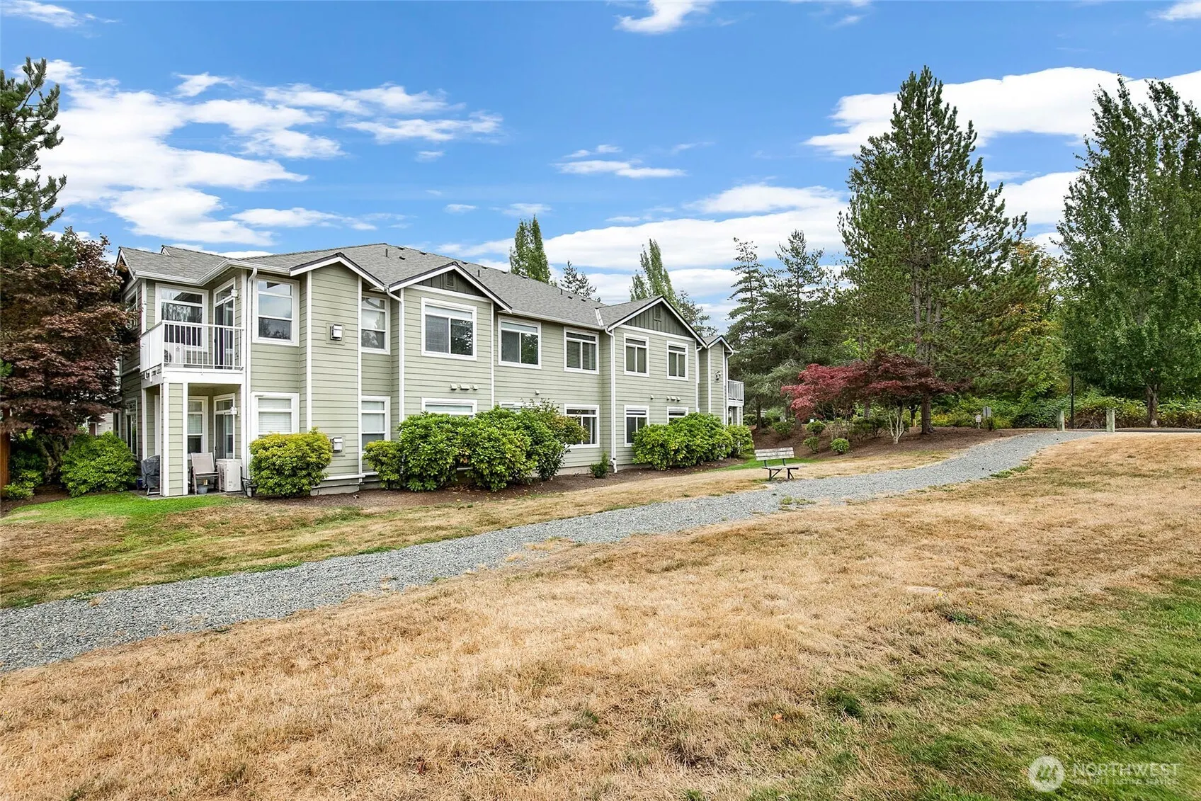 595 241st Lane SE, Sammamish, WA 98074