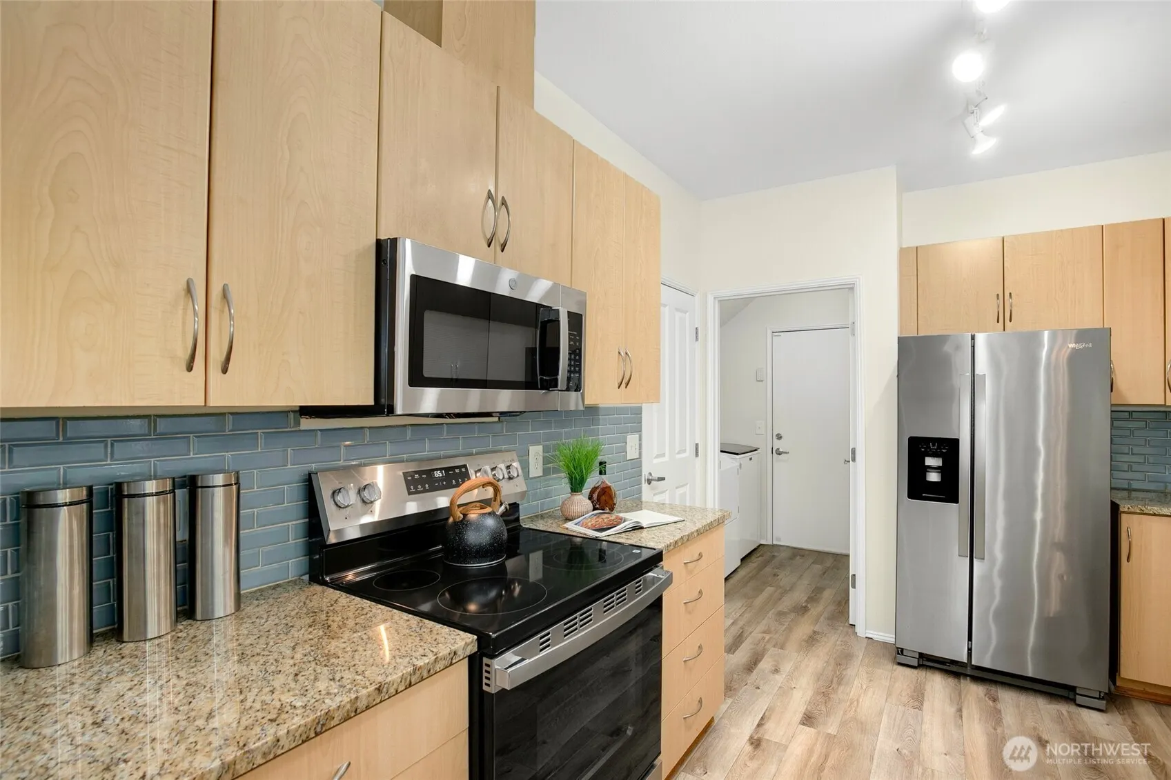 595 241st Lane SE, Sammamish, WA 98074