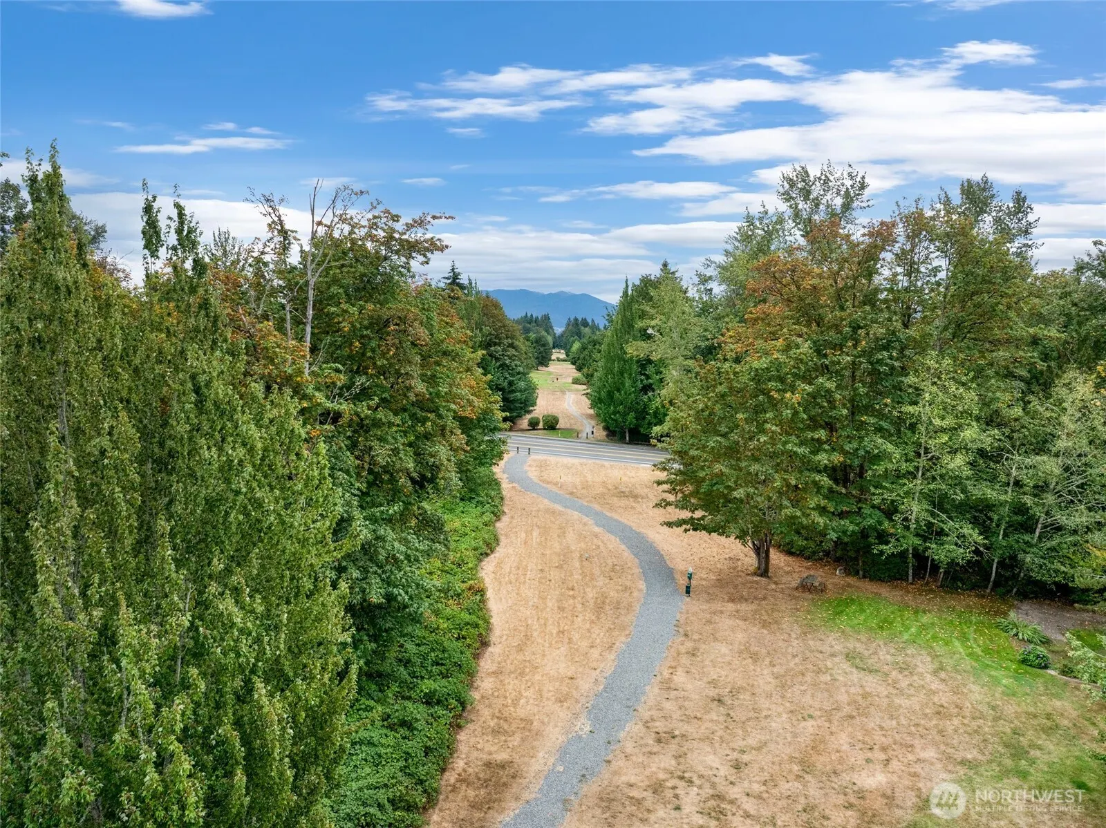 595 241st Lane SE, Sammamish, WA 98074