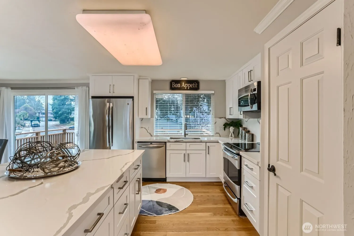 18927 SE 42nd Place , Issaquah, WA 98027