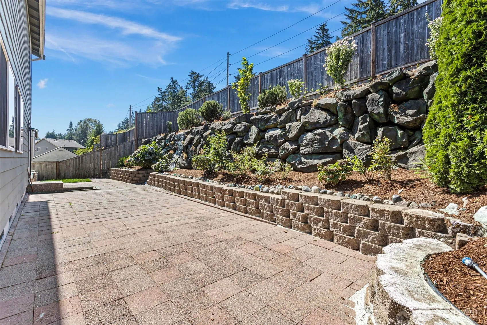 25921 35th Place S, Kent, WA 98032
