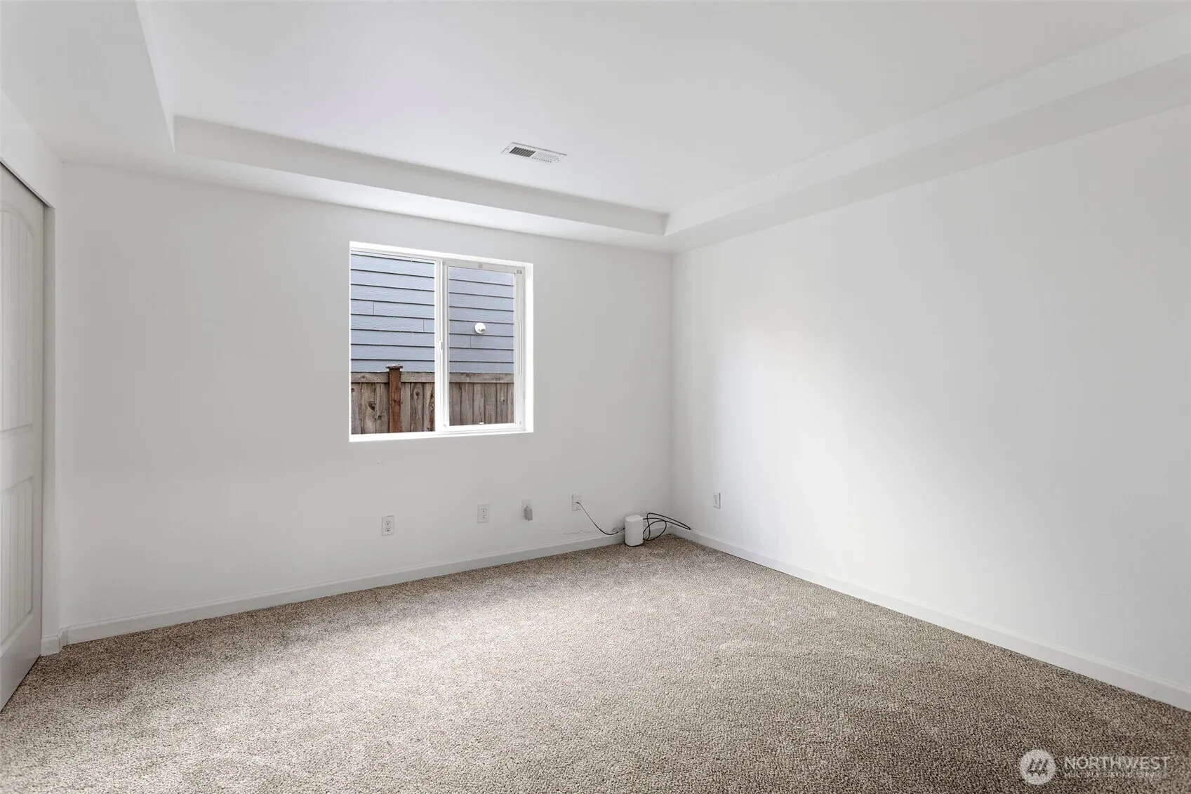 25921 35th Place S, Kent, WA 98032