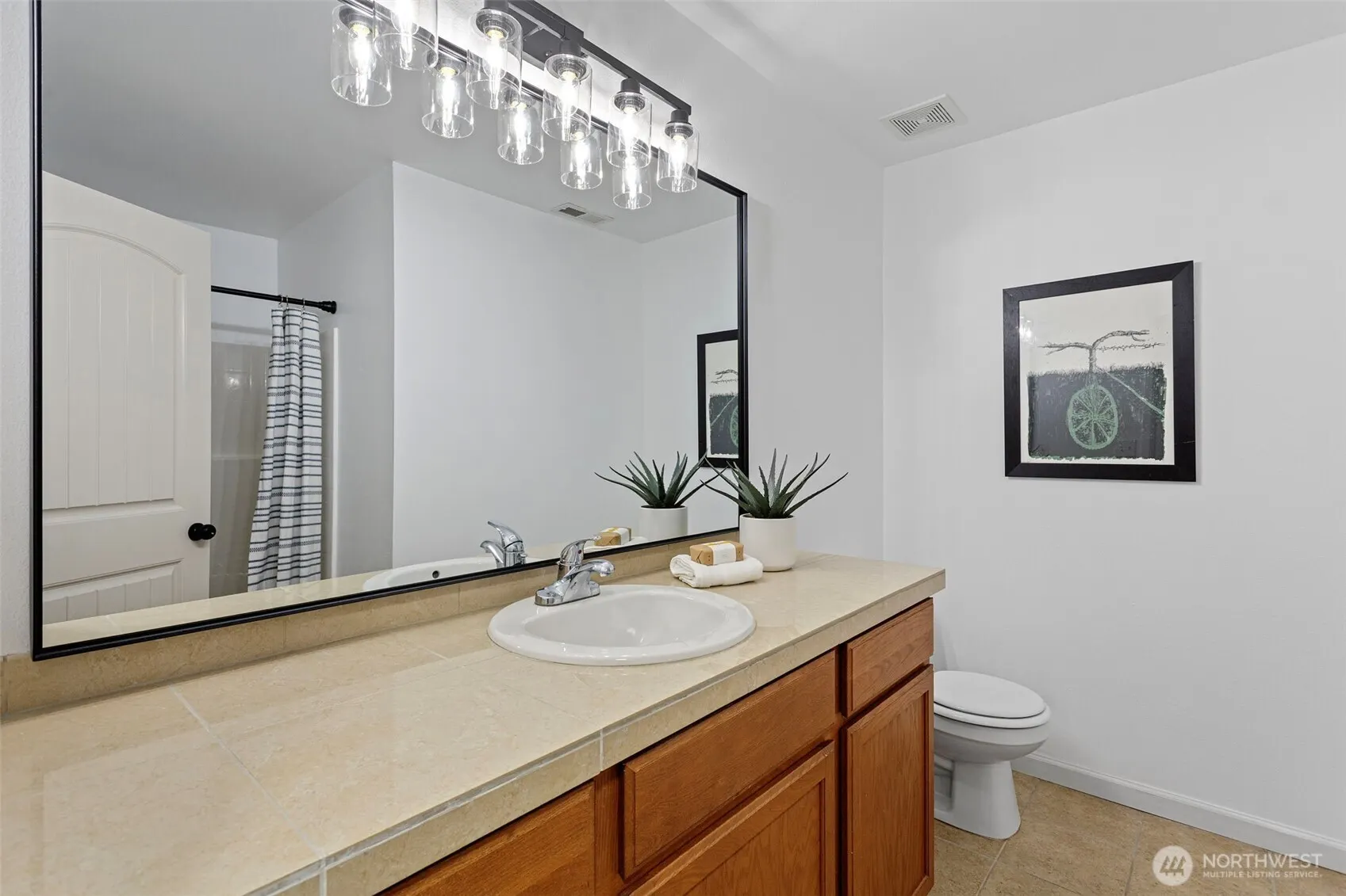 25921 35th Place S, Kent, WA 98032