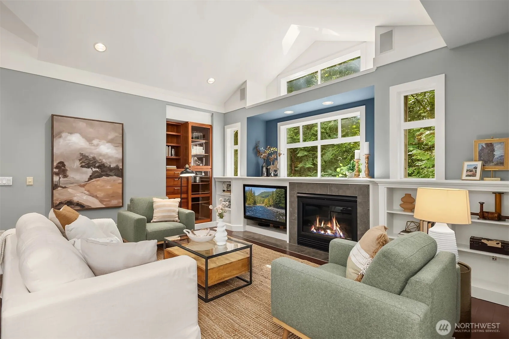 5245 Jung Frau Place NW, Issaquah, WA 98027