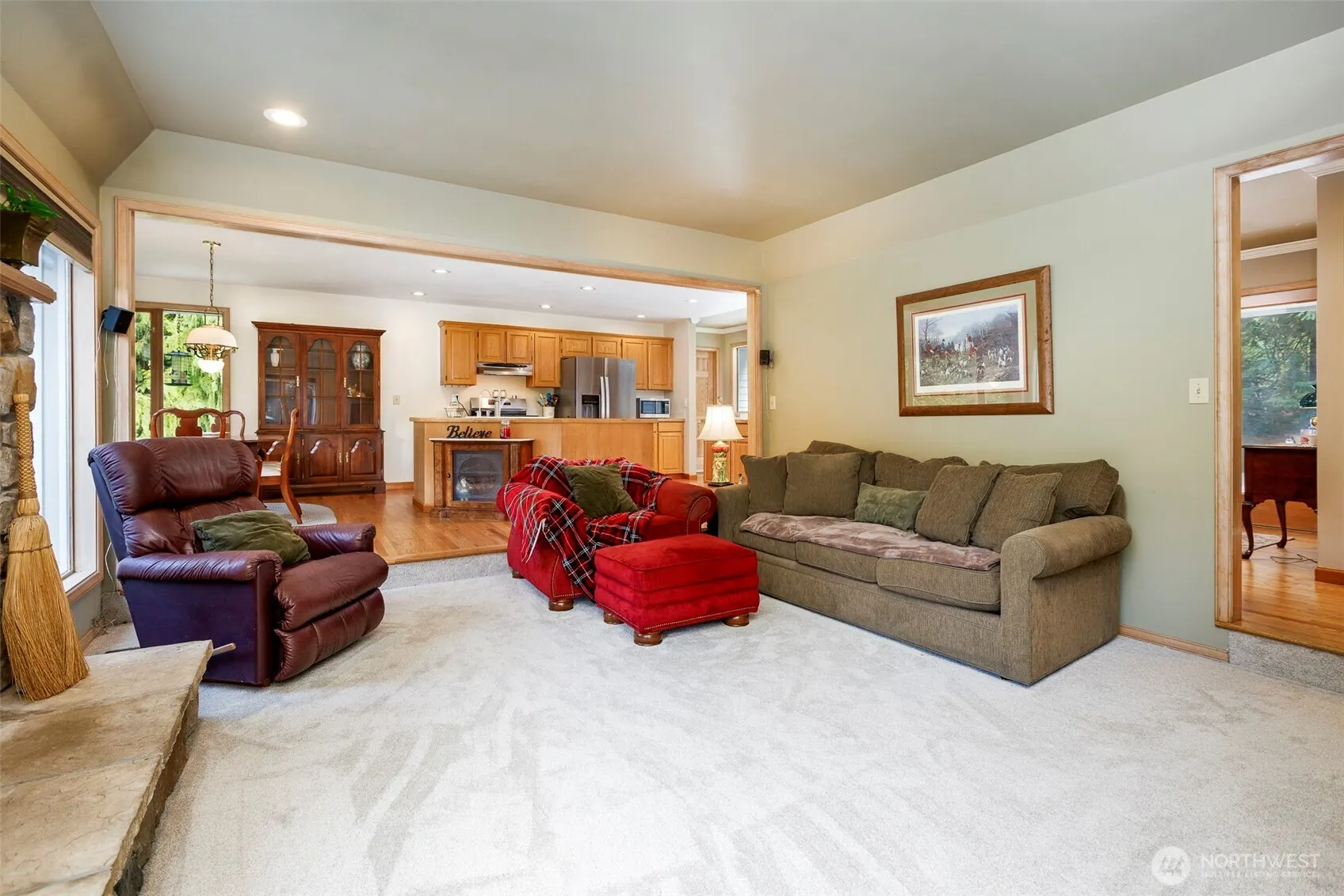 15526 NE 155th Street , Woodinville, WA 98072-8905