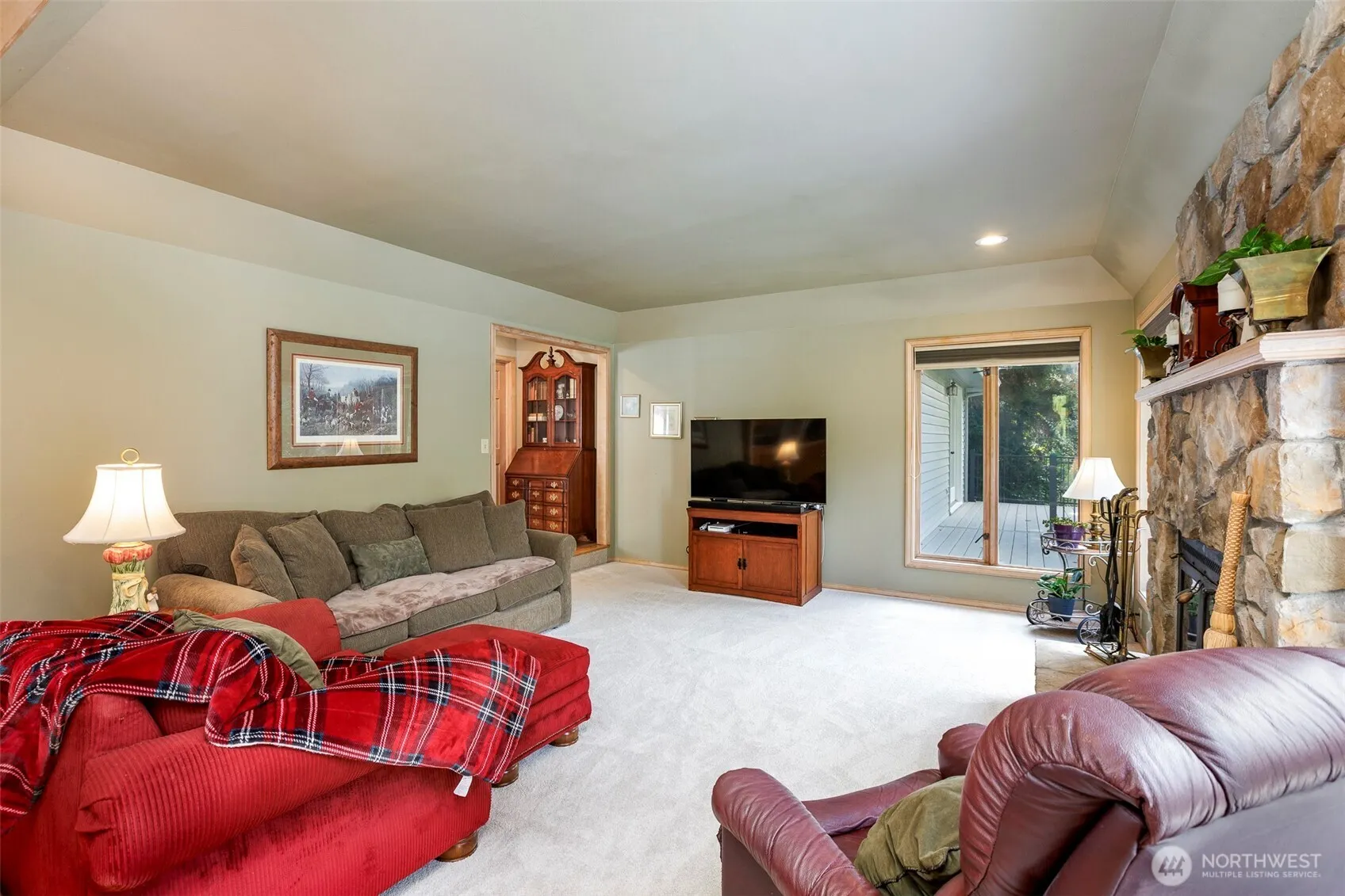 15526 NE 155th Street , Woodinville, WA 98072-8905