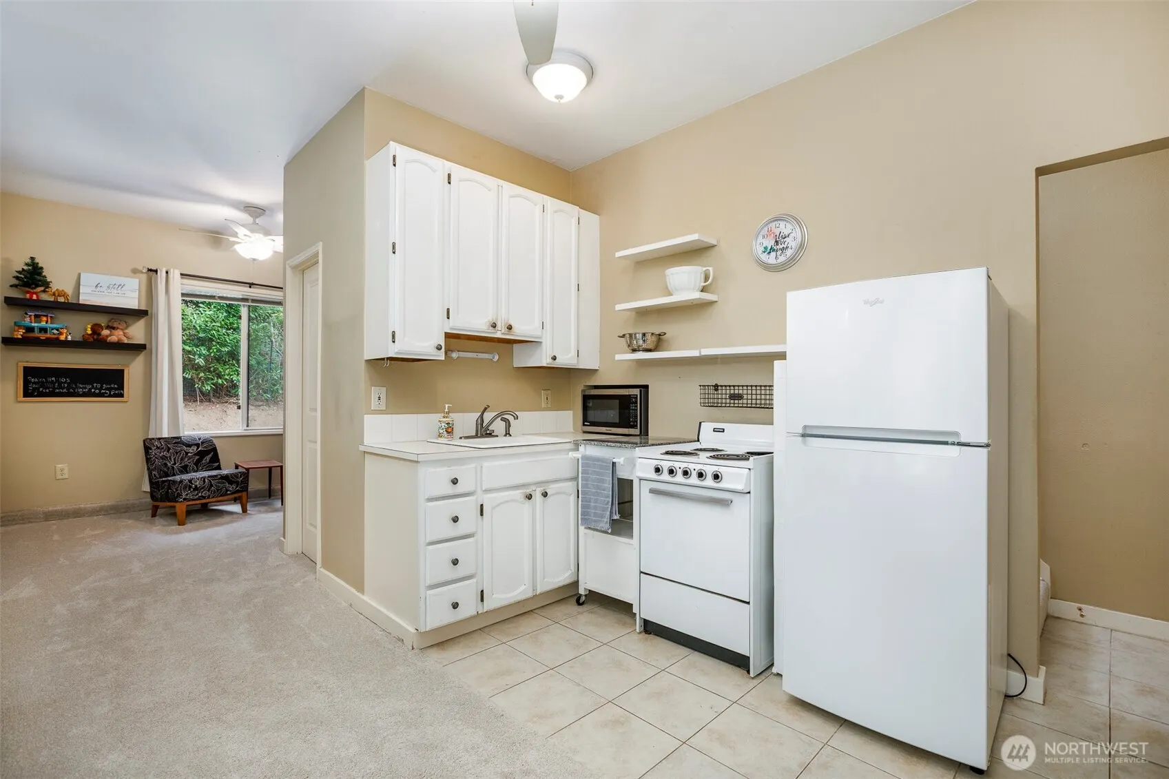15526 NE 155th Street , Woodinville, WA 98072-8905