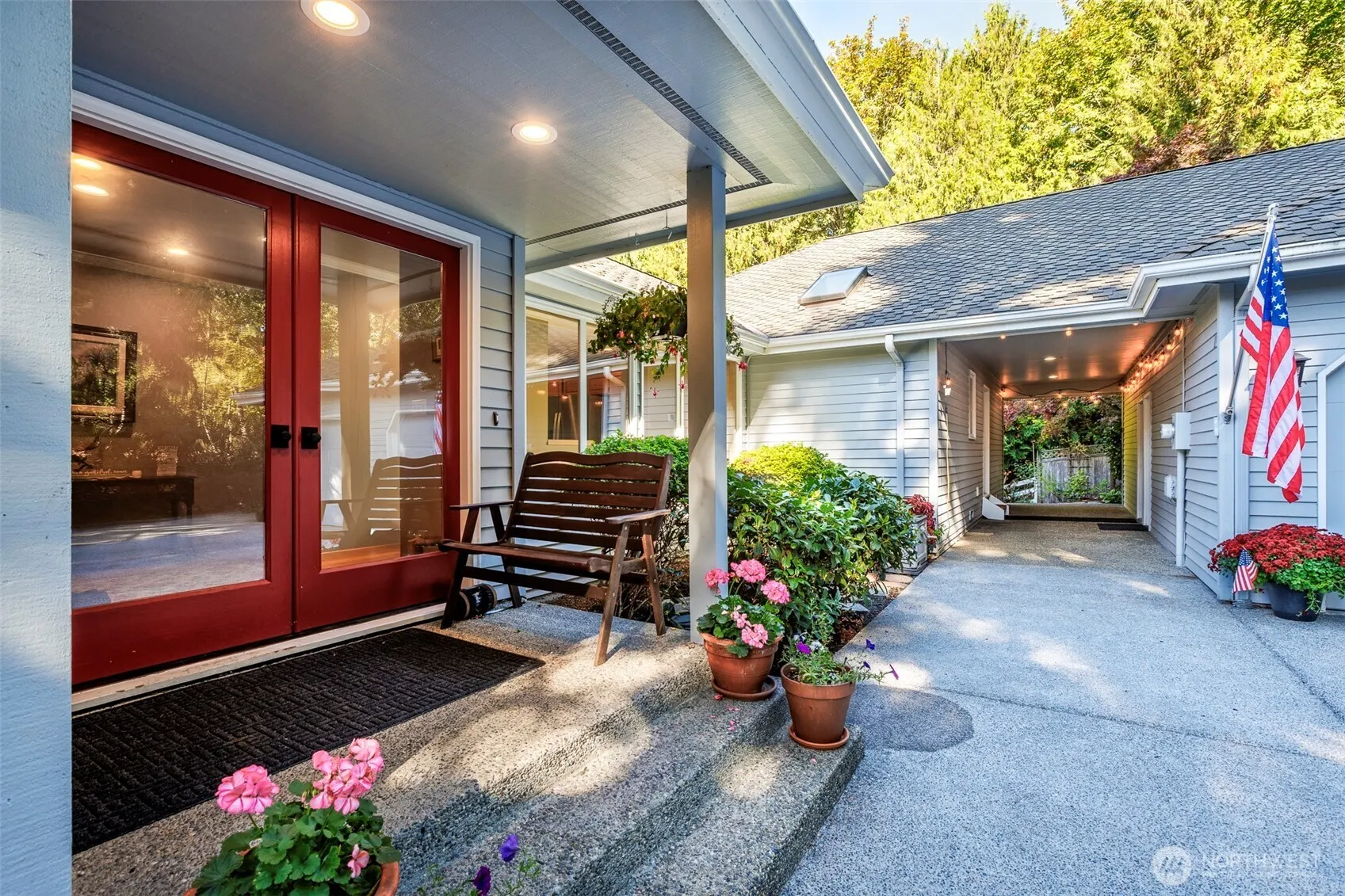 15526 NE 155th Street , Woodinville, WA 98072-8905