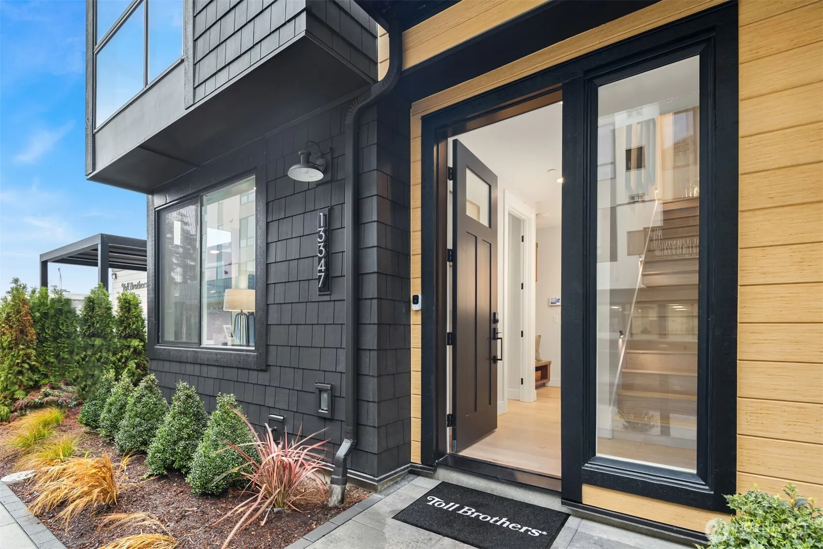 13371 NE 175th Place #30, Woodinville, WA 98072