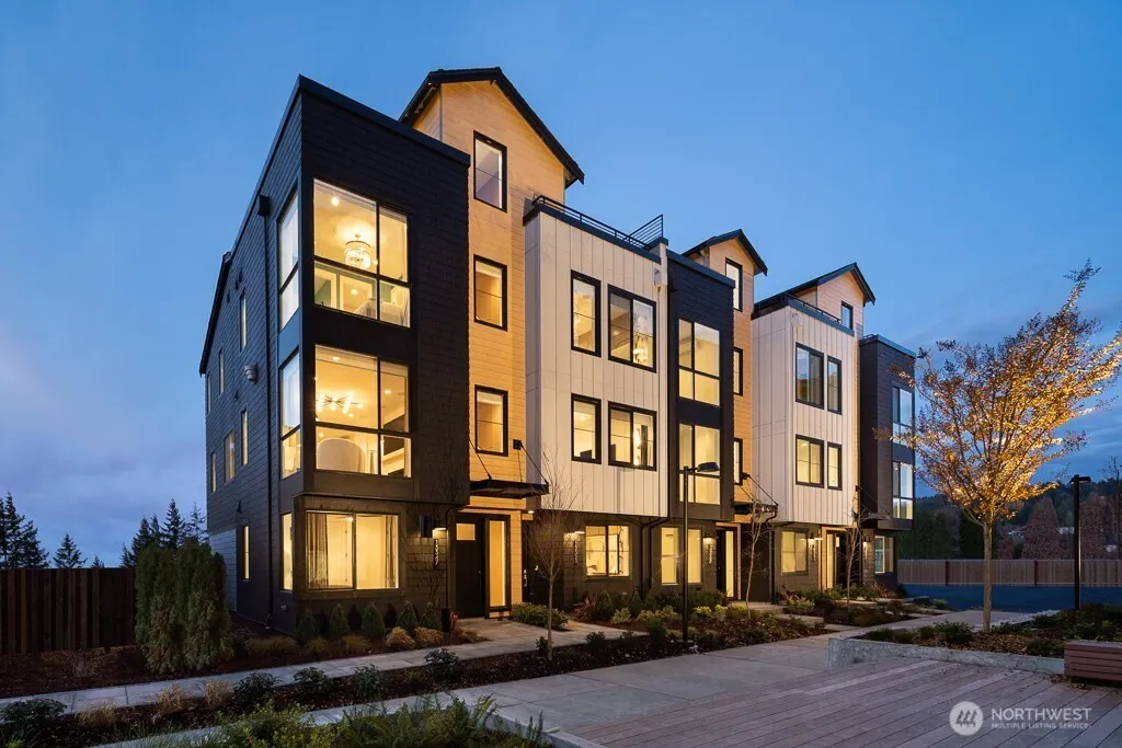 13371 NE 175th Place #30, Woodinville, WA 98072