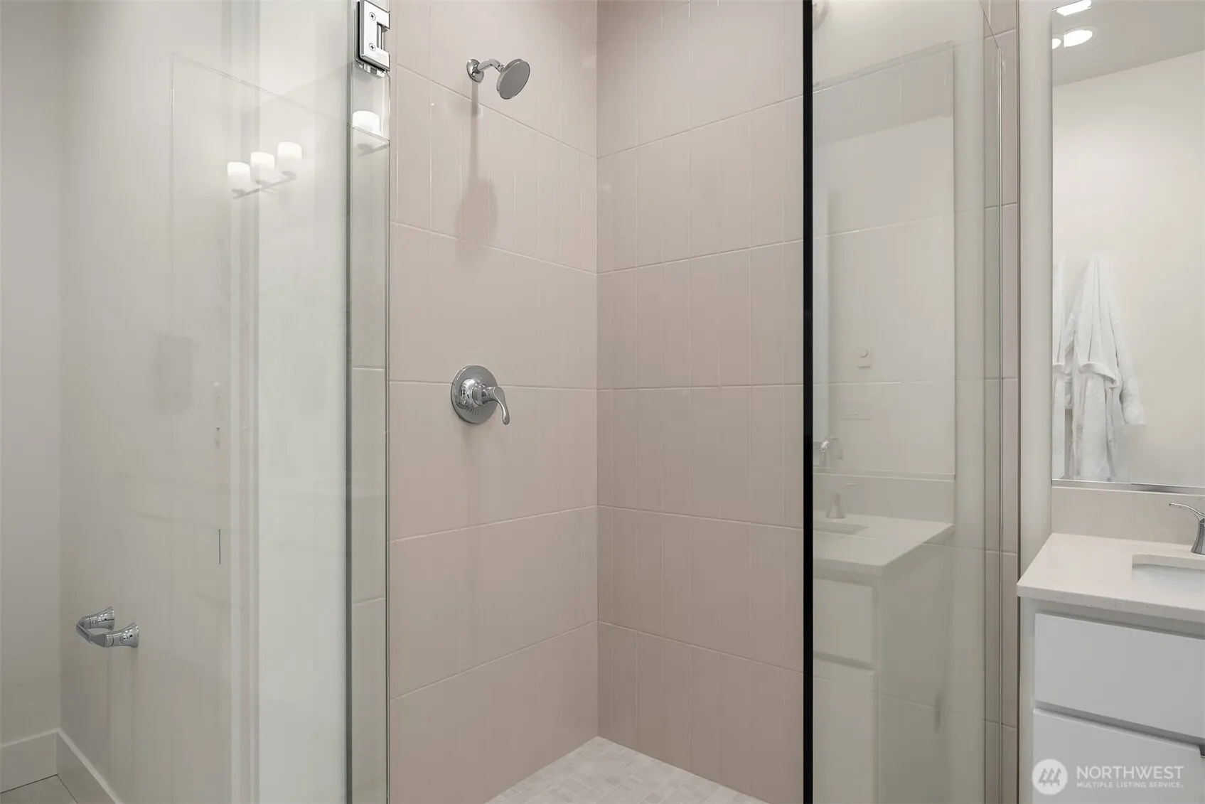 13365 NE 175th Place #31, Woodinville, WA 98072