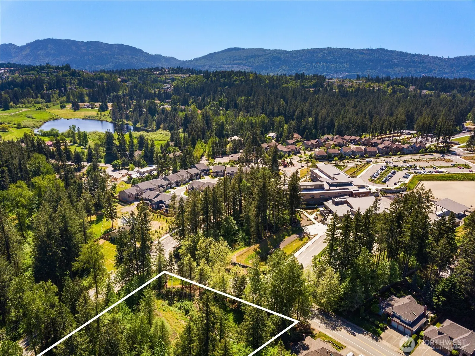 23622 SE 32nd Way , Sammamish, WA 98075