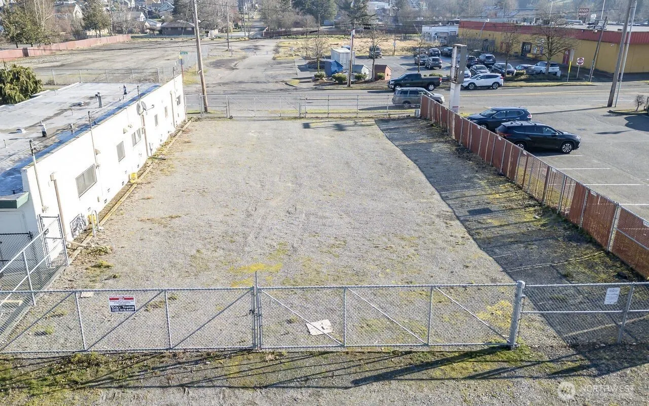321 State Avenue N, Kent, WA 98030