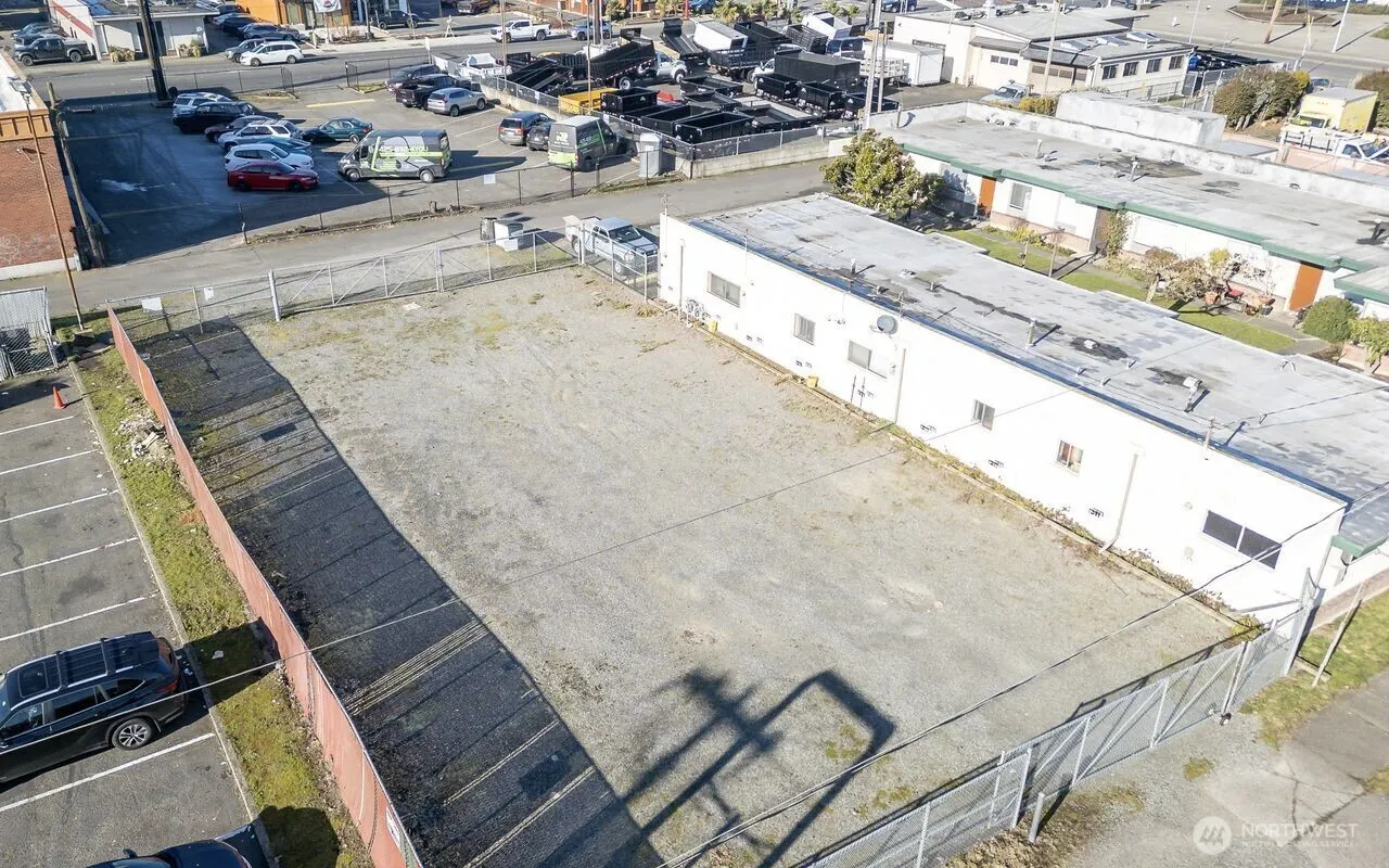 321 State Avenue N, Kent, WA 98030
