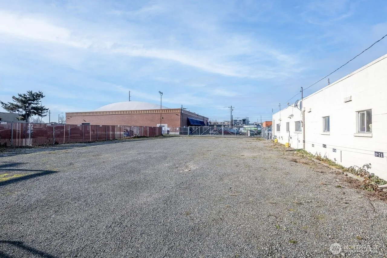 321 State Avenue N, Kent, WA 98030