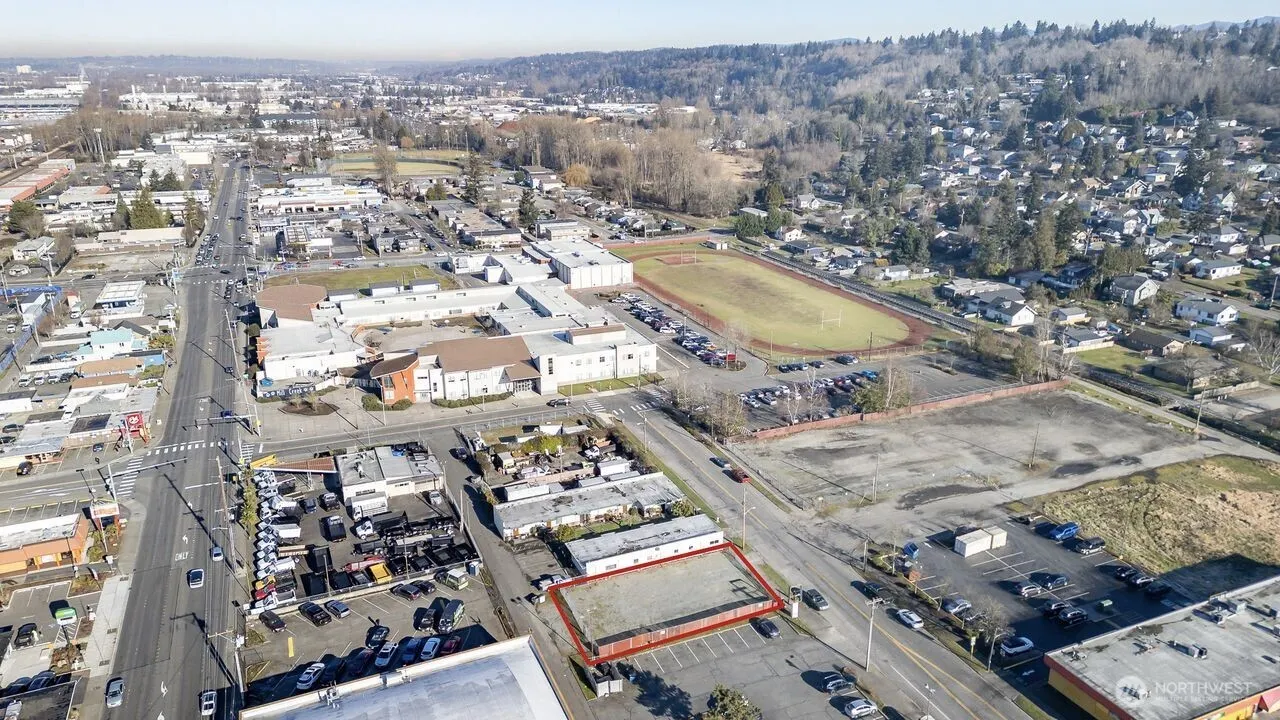 321 State Avenue N, Kent, WA 98030
