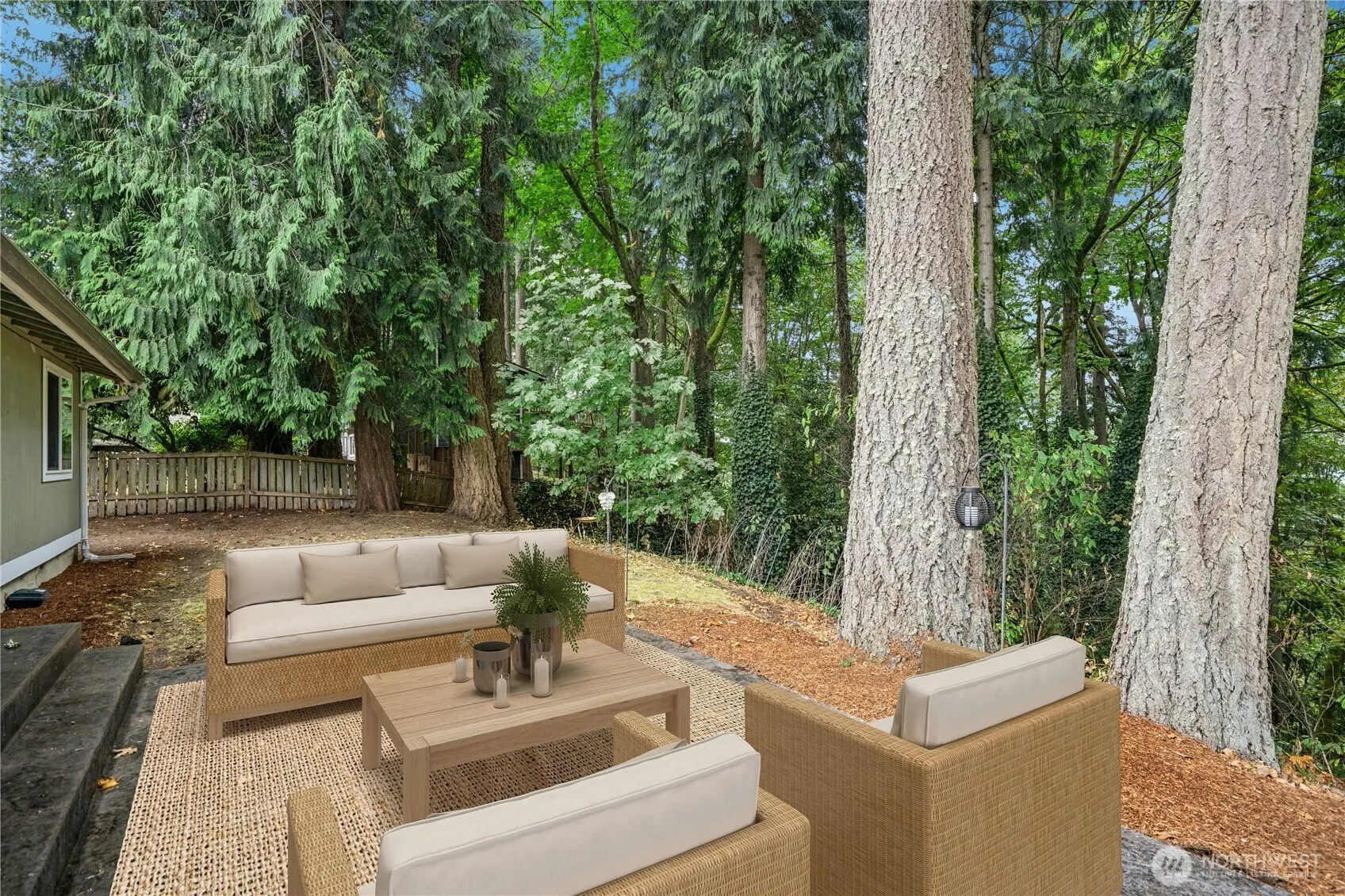 21013 60th Place NE, Redmond, WA 98053-2401