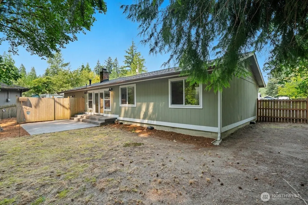 21013 60th Place NE, Redmond, WA 98053-2401