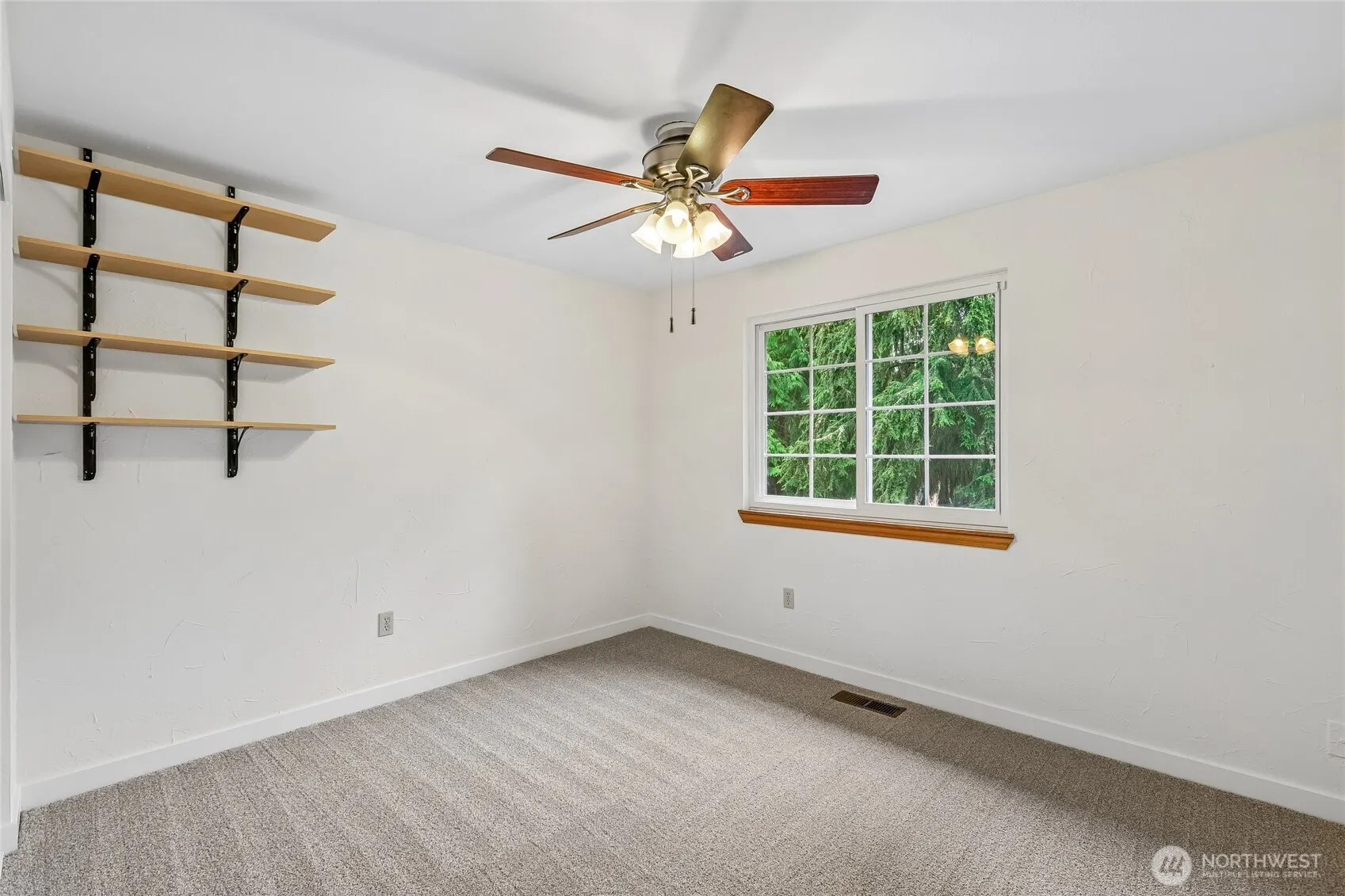 4315 210th Place NE, Sammamish, WA 98074
