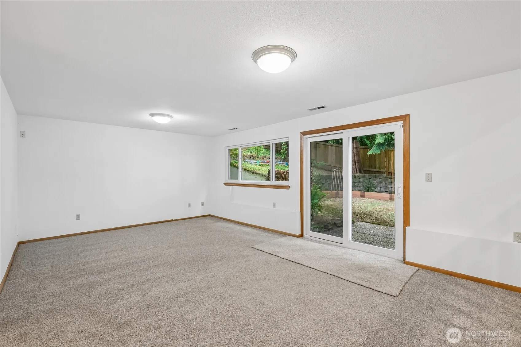 4315 210th Place NE, Sammamish, WA 98074