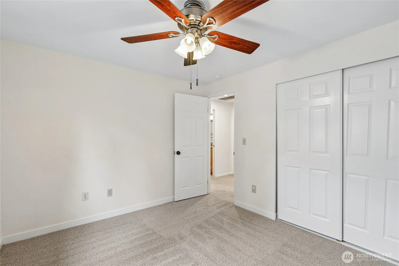 4315 210th Place NE, Sammamish, WA 98074