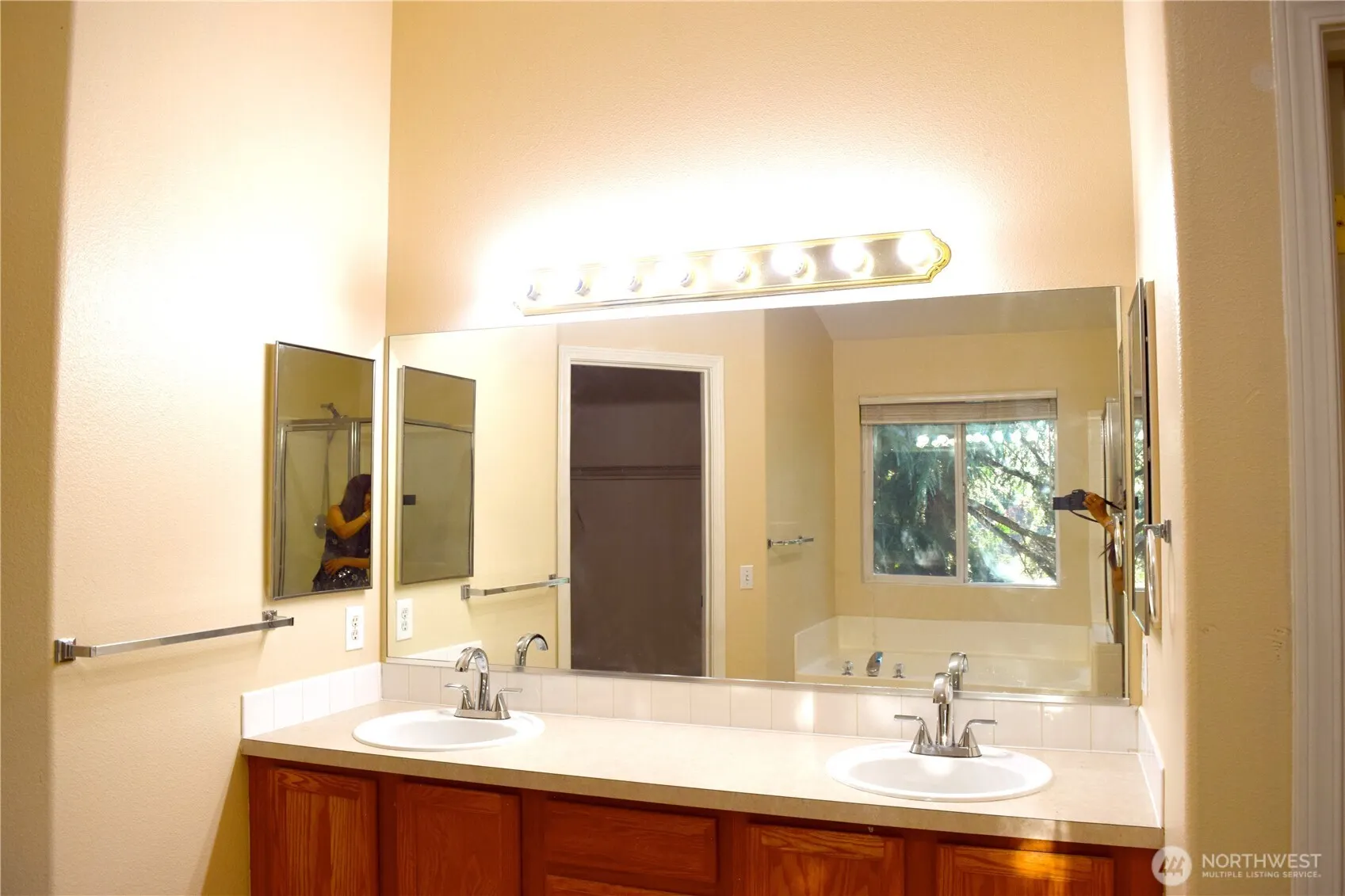 17755 110th Place SE, Renton, WA 98055