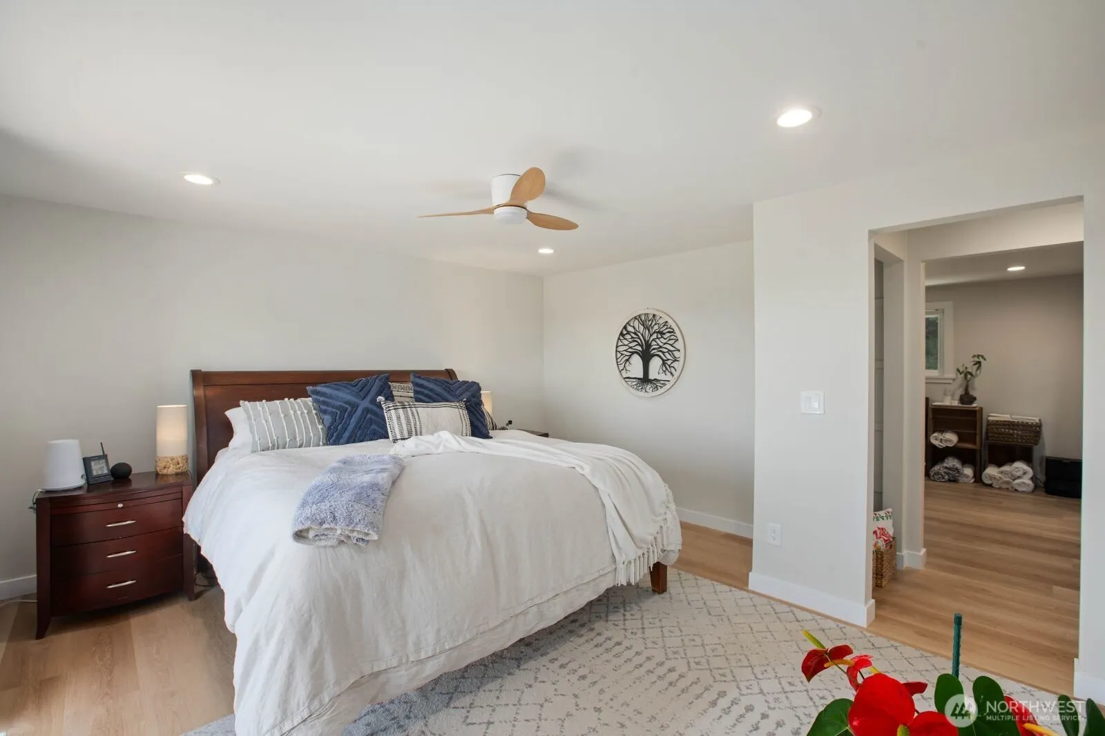 12065 206th Place SE, Issaquah, WA 98027