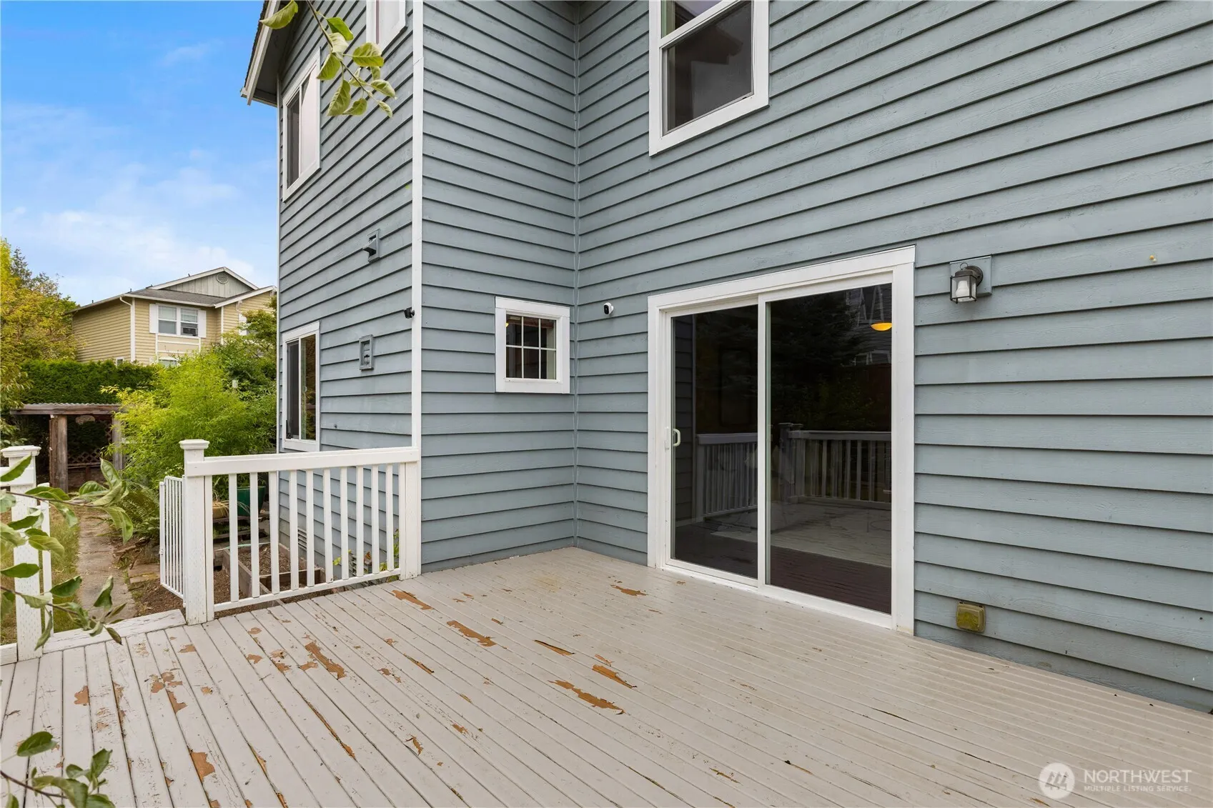 22544 NE 93rd Place , Redmond, WA 98053-2053