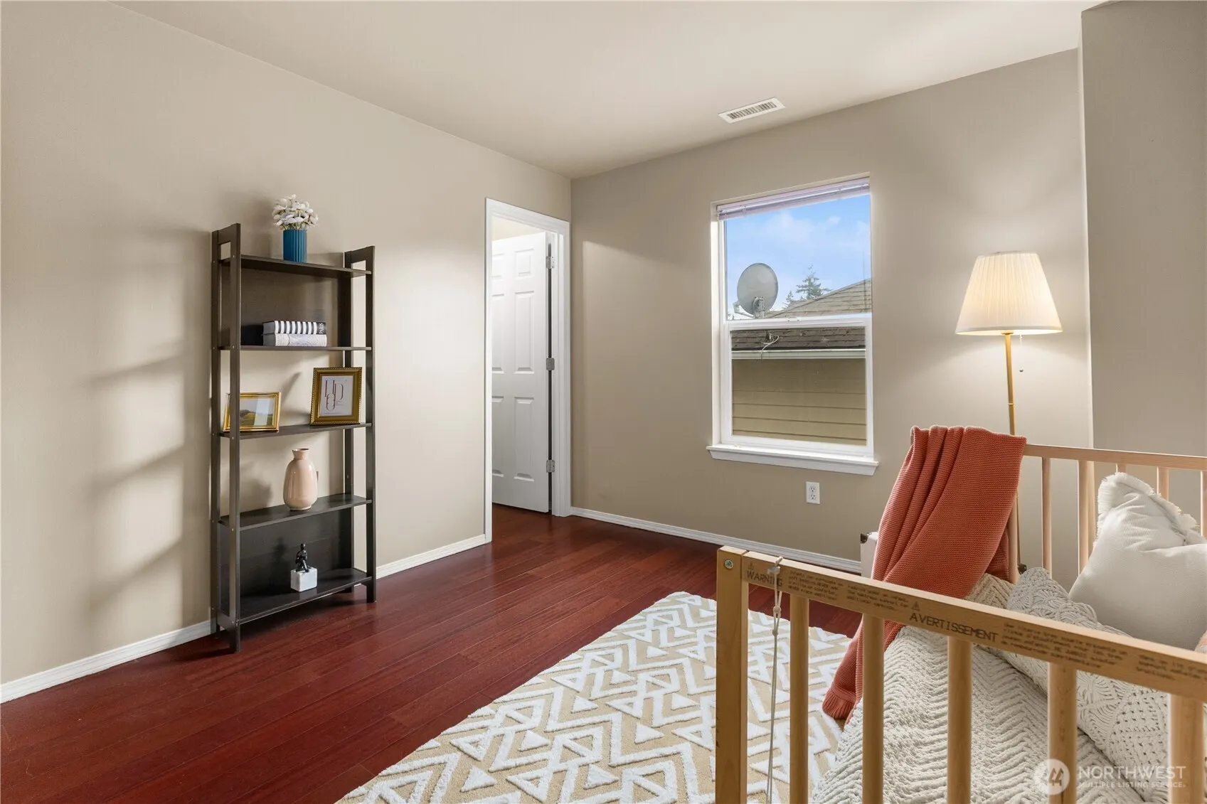 22544 NE 93rd Place , Redmond, WA 98053-2053