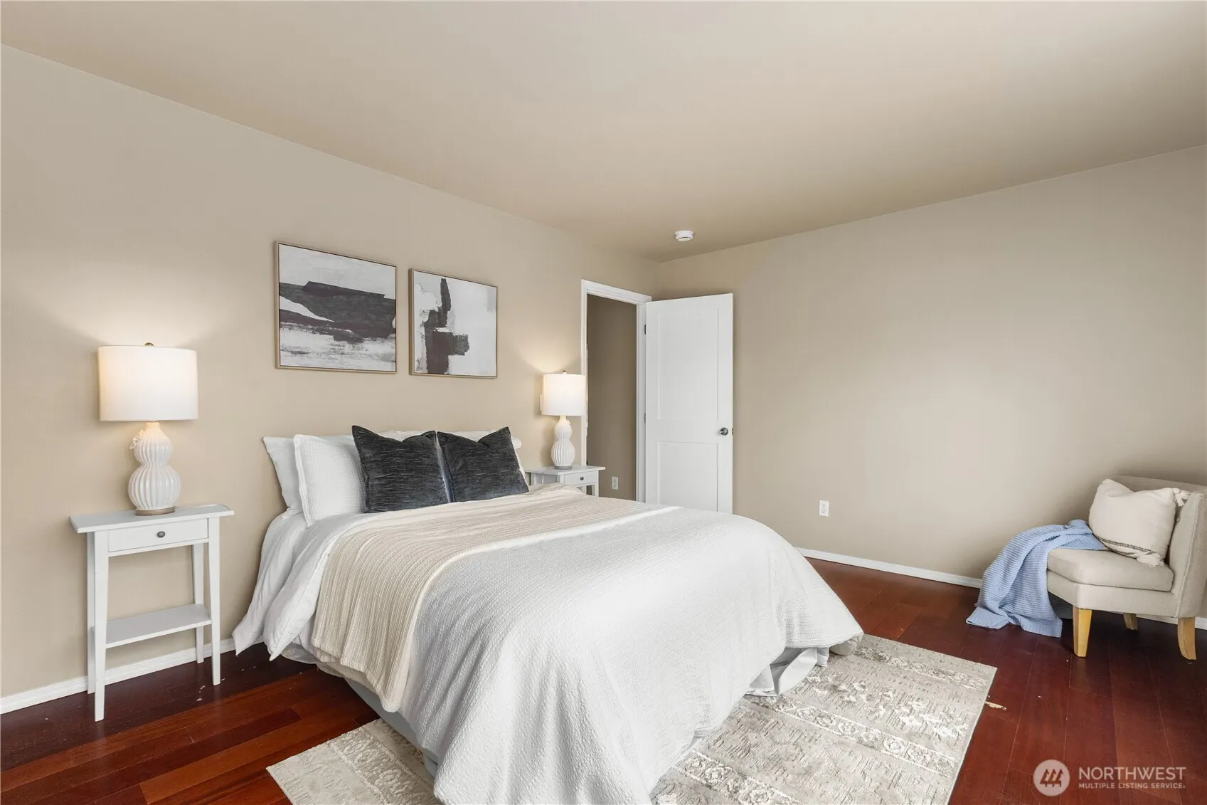 22544 NE 93rd Place , Redmond, WA 98053-2053