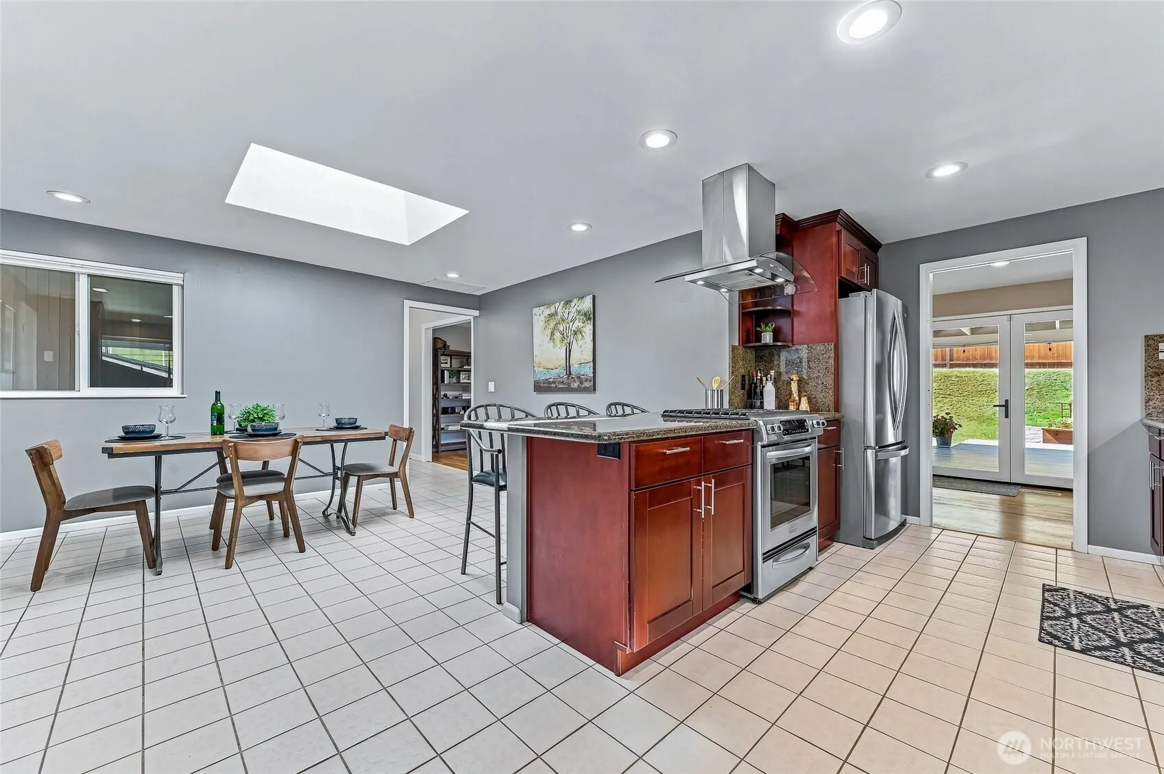 14009 NE 74th Street , Redmond, WA 98052