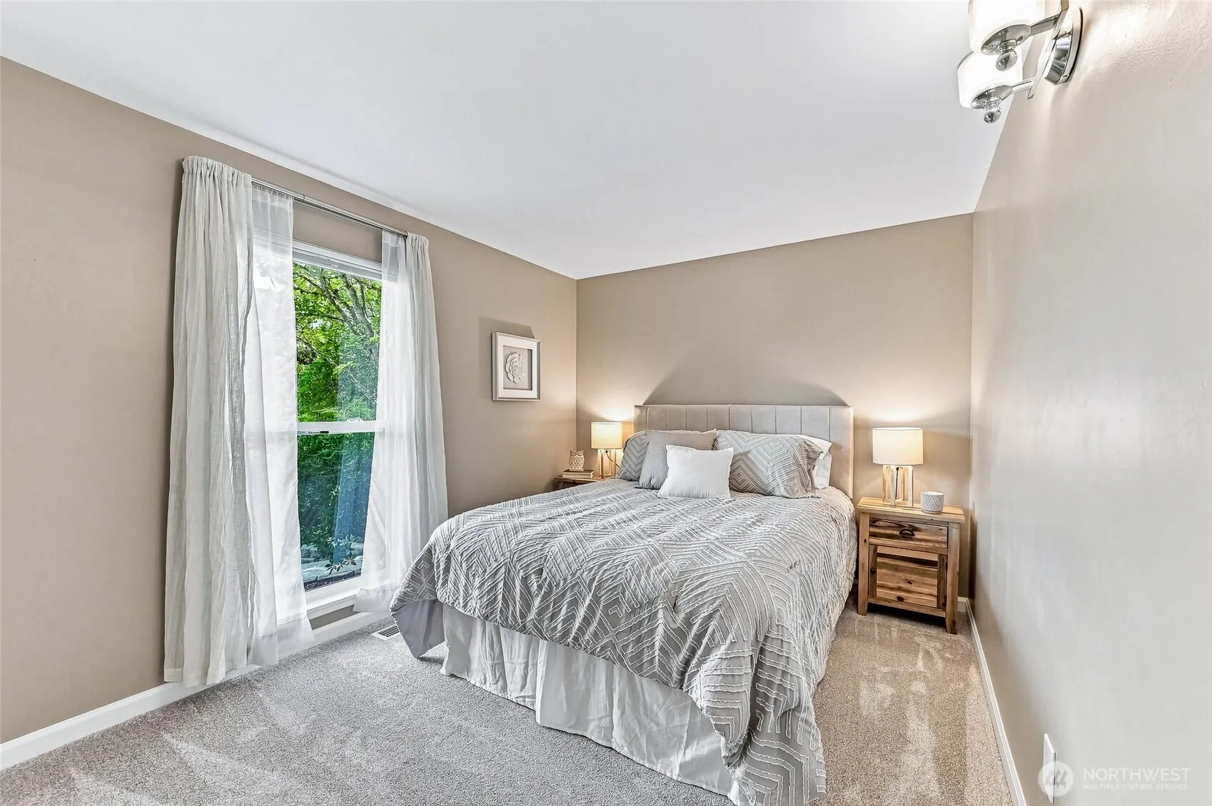 14009 NE 74th Street , Redmond, WA 98052