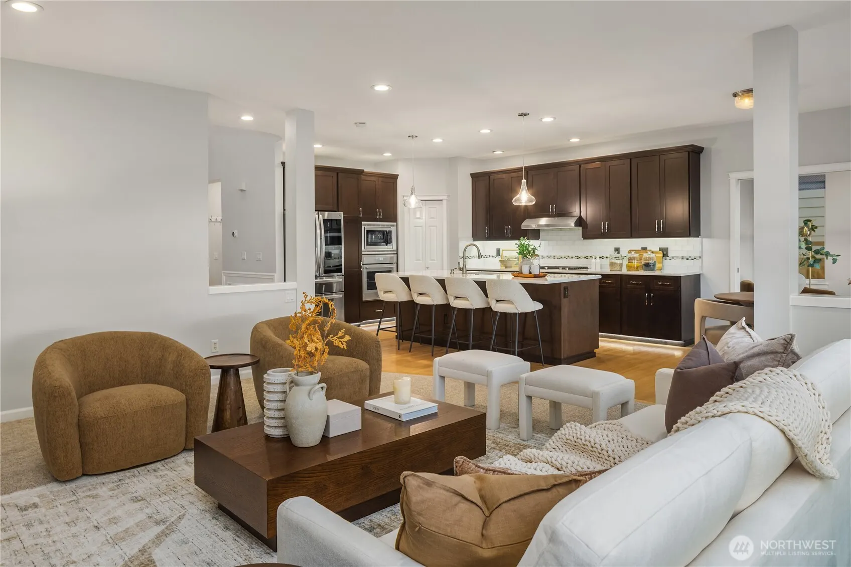 1565 24th Avenue NE, Issaquah, WA 98029