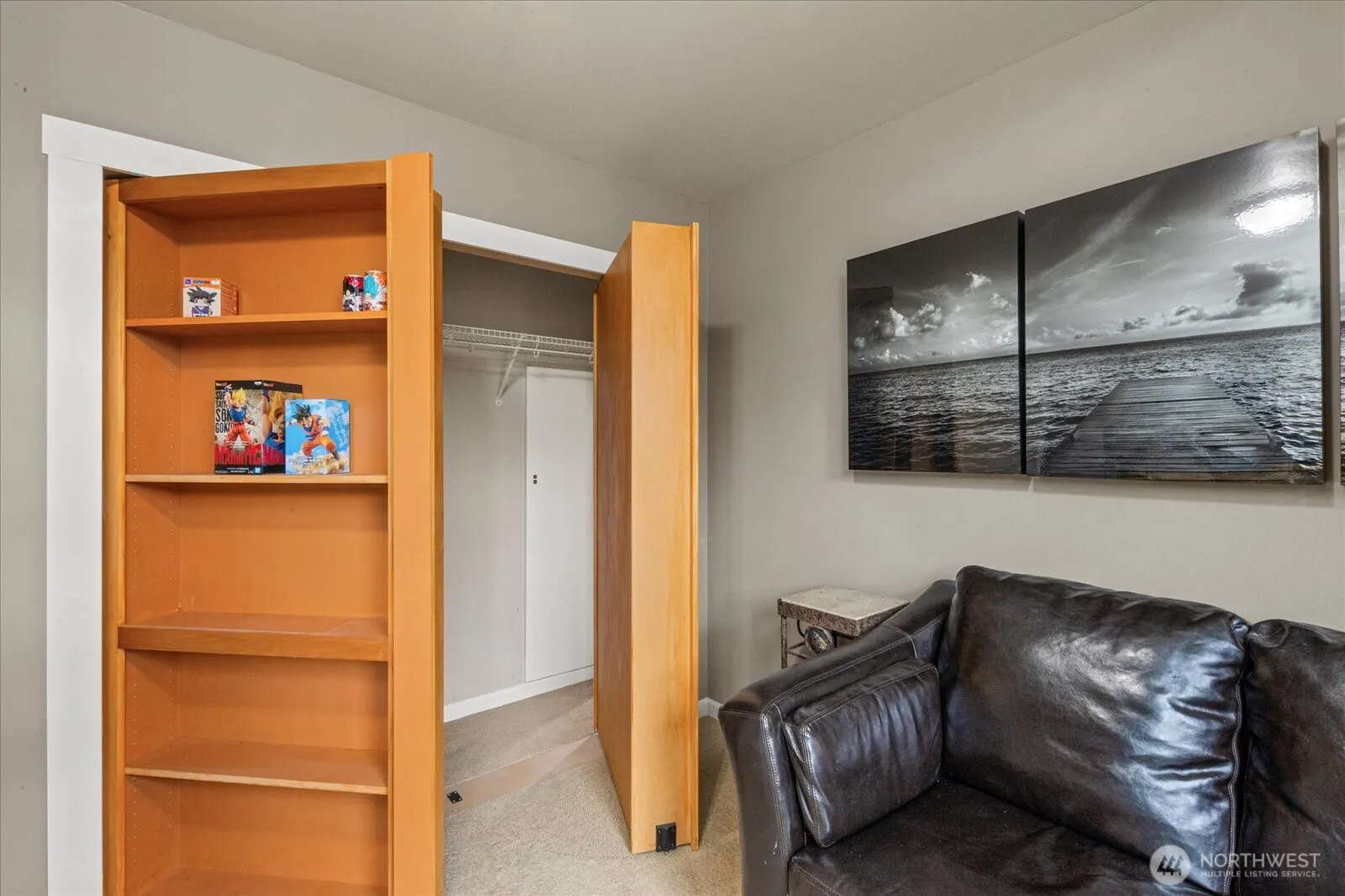 215 Ilwaco Place SE, Renton, WA 98059
