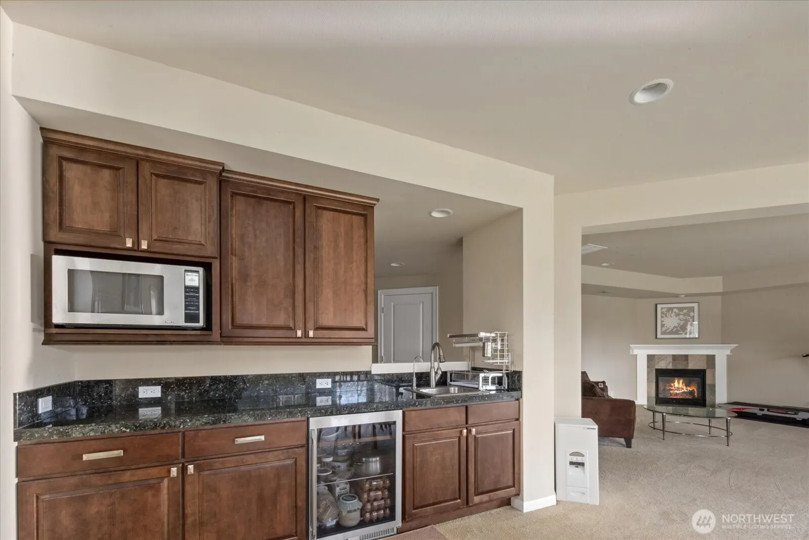 215 Ilwaco Place SE, Renton, WA 98059