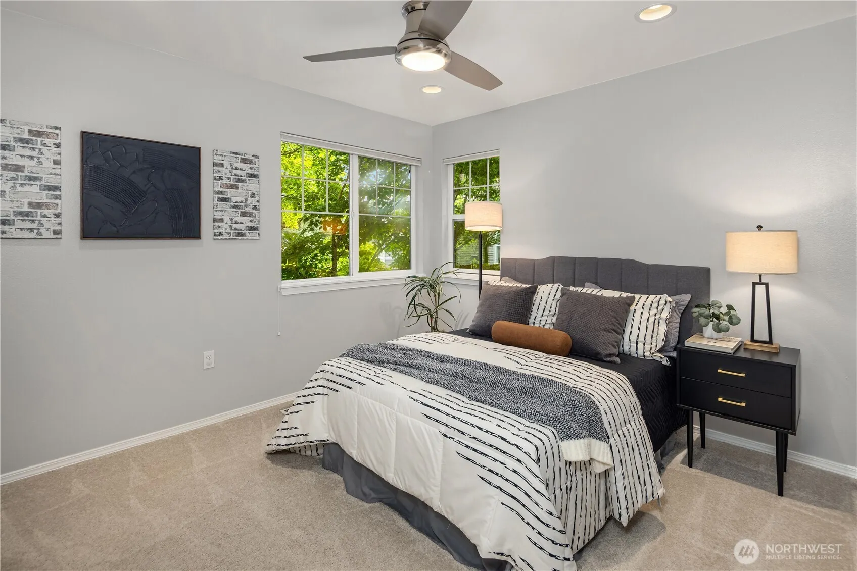 17824 NE 96th Way #3, Redmond, WA 98052