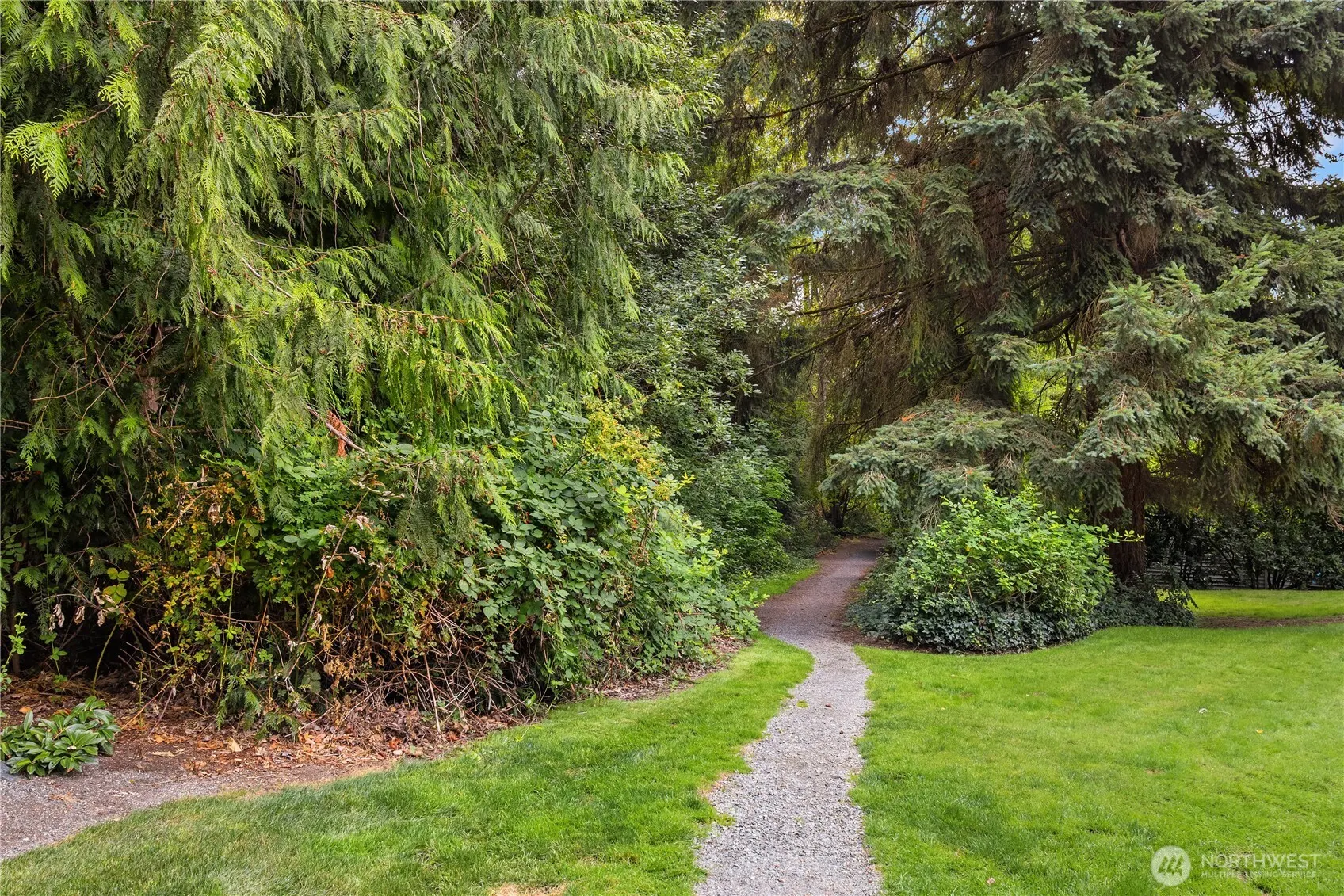 17824 NE 96th Way #3, Redmond, WA 98052