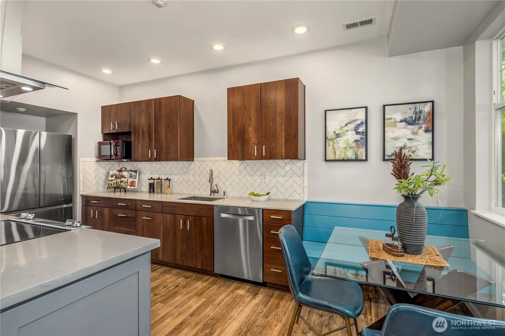 17824 NE 96th Way #3, Redmond, WA 98052