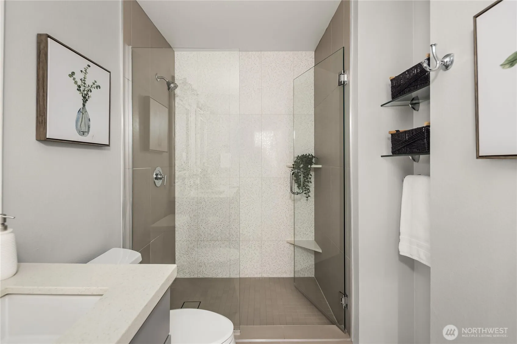 17824 NE 96th Way #3, Redmond, WA 98052