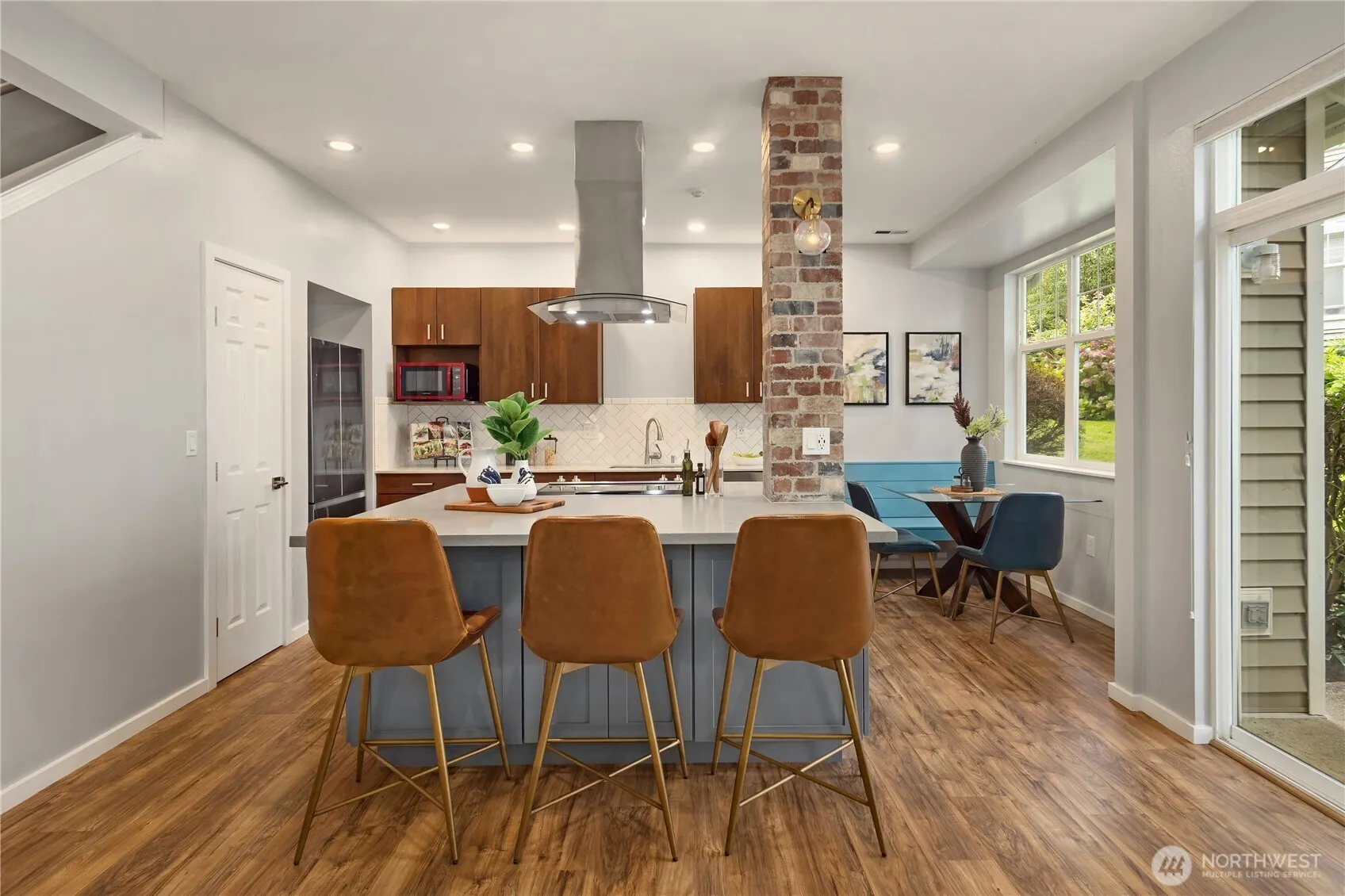 17824 NE 96th Way #3, Redmond, WA 98052