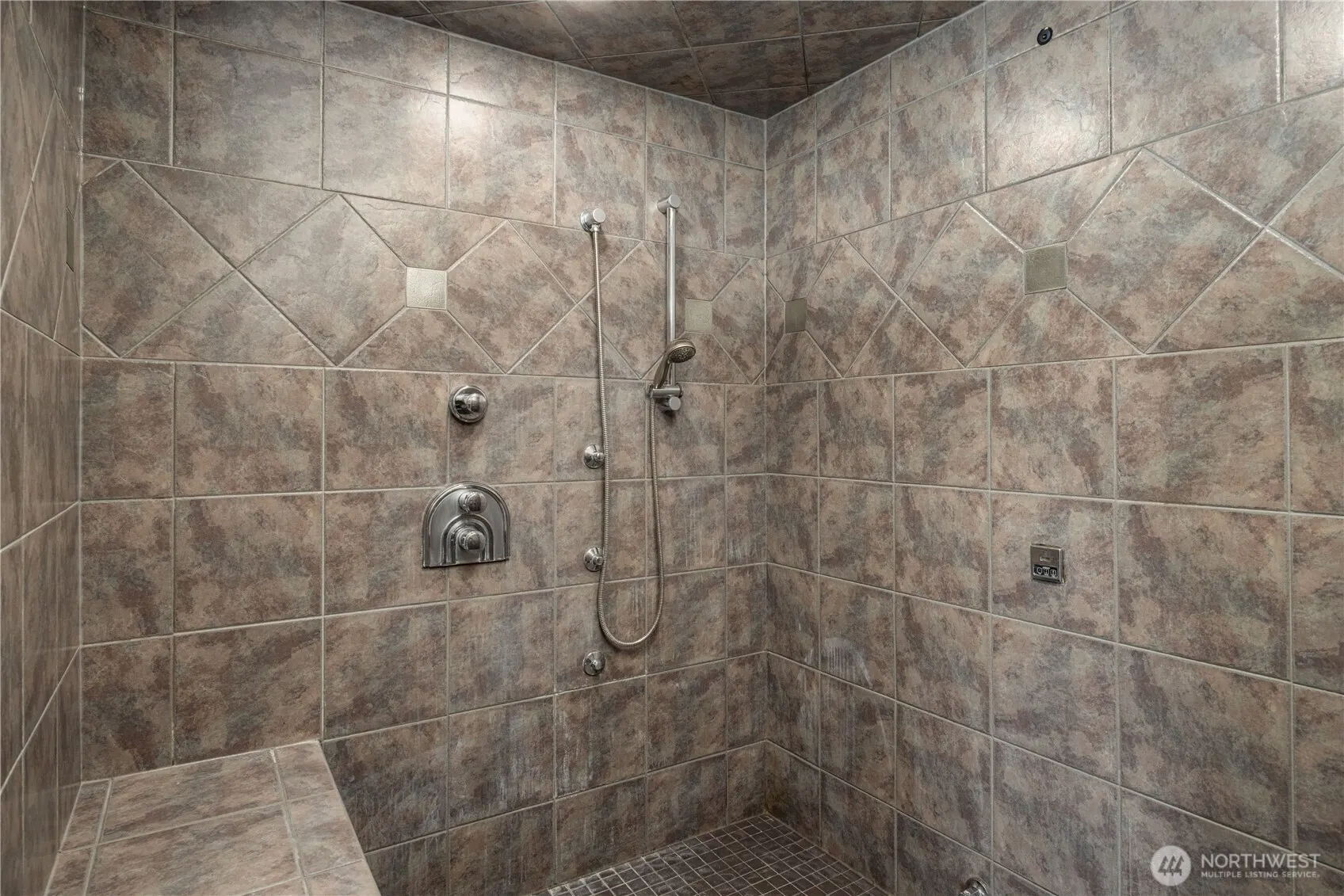 7402 229th Place SE, Woodinville, WA 98072-6009