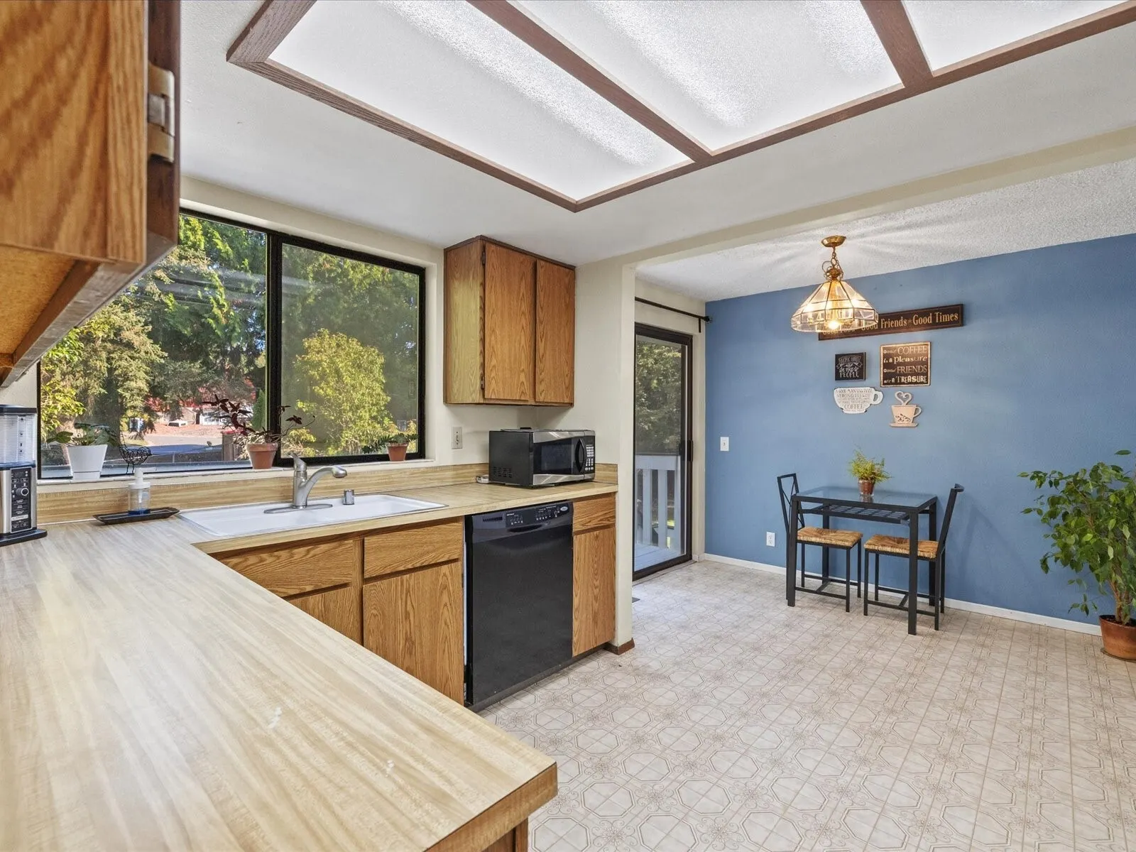 17122 29th Drive SE, Bothell, WA 98012