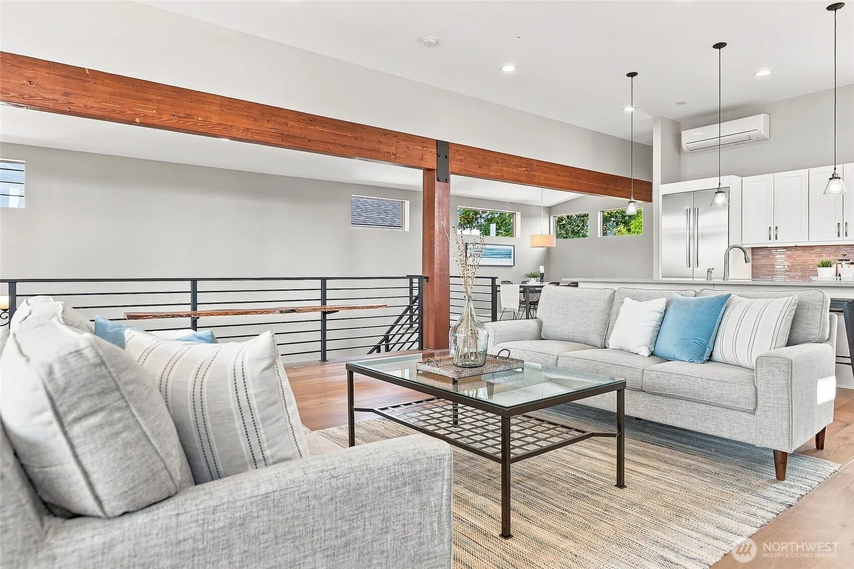 7522 14th Avenue NE, Seattle, WA 98115