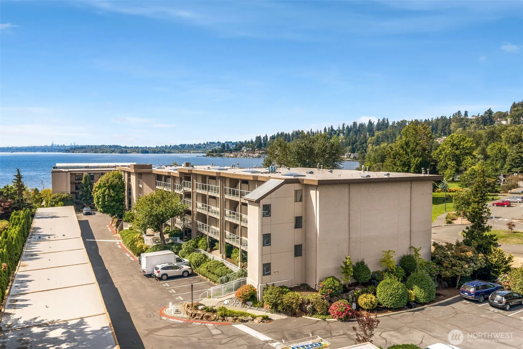 9715 NE Juanita Drive #B107, Kirkland, WA 98034