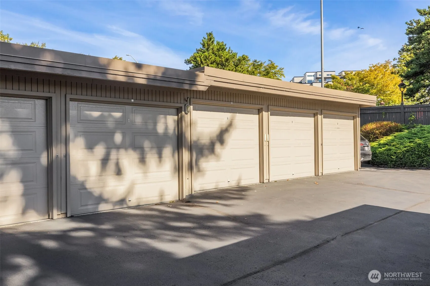 9715 NE Juanita Drive #B107, Kirkland, WA 98034