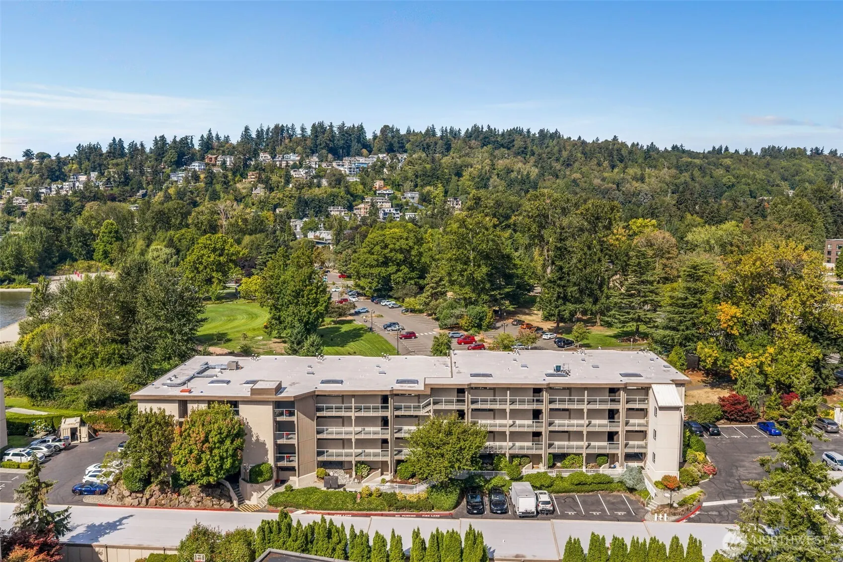 9715 NE Juanita Drive #B107, Kirkland, WA 98034