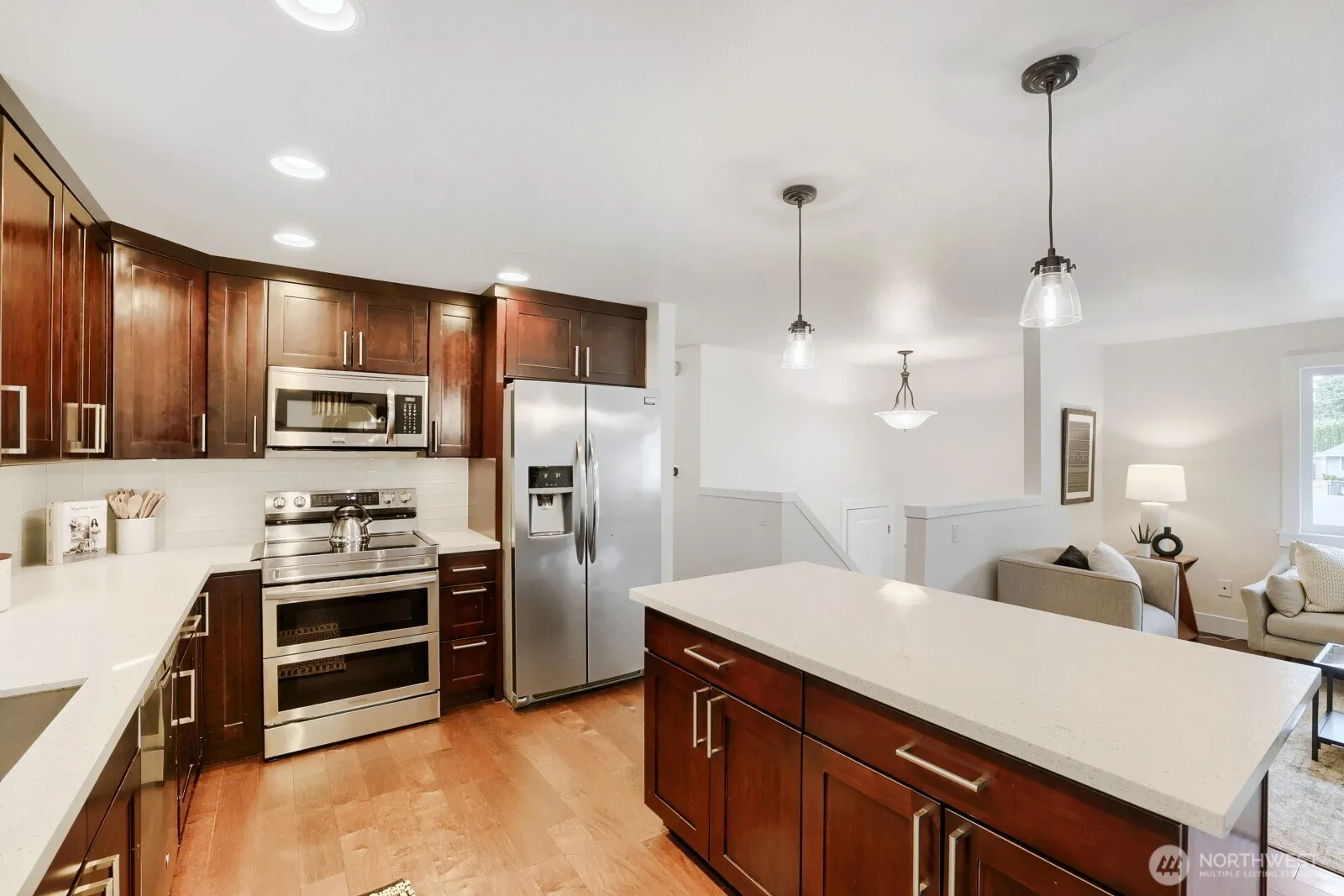 13832 125th Avenue NE, Kirkland, WA 98034