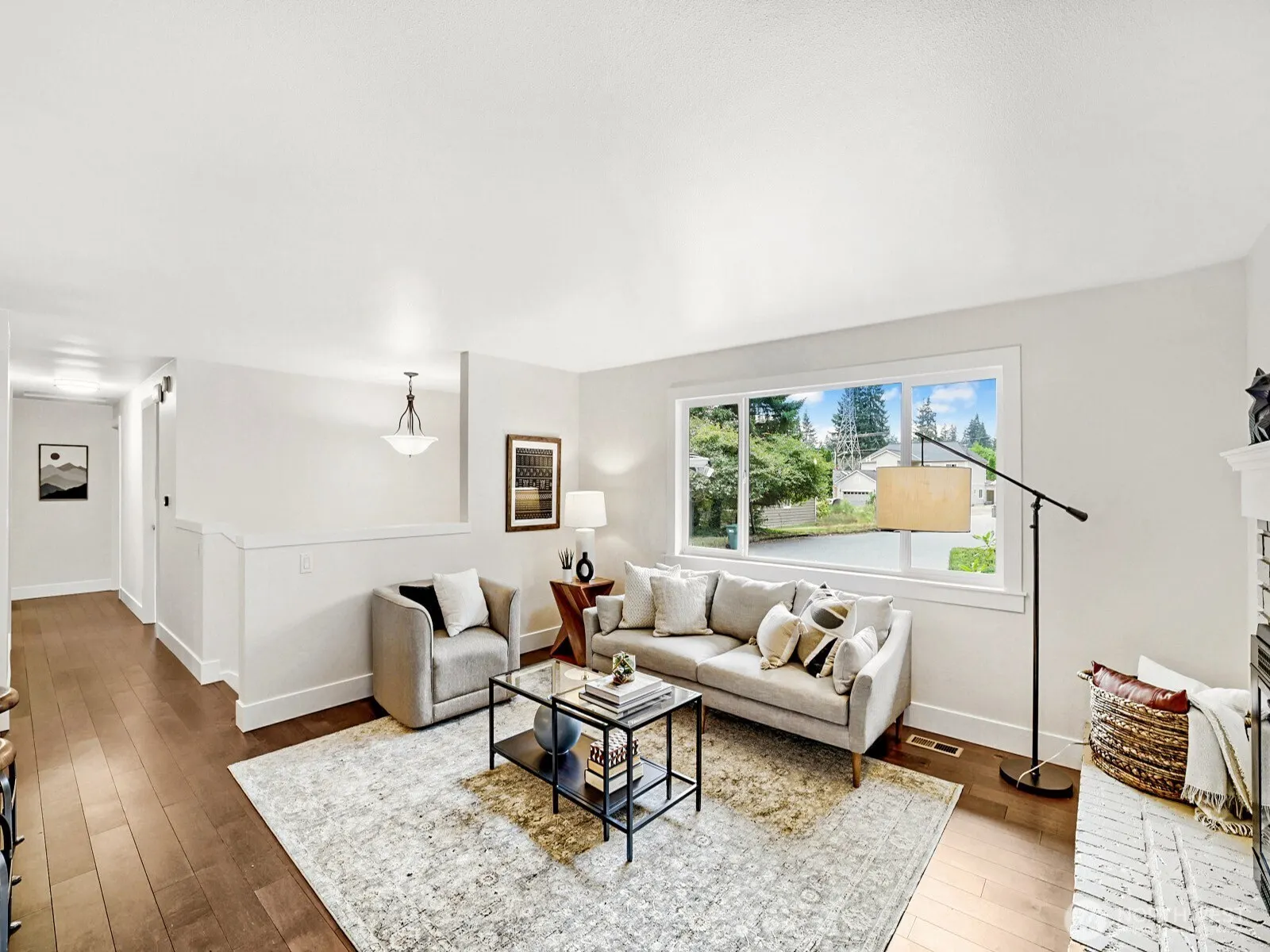 13832 125th Avenue NE, Kirkland, WA 98034